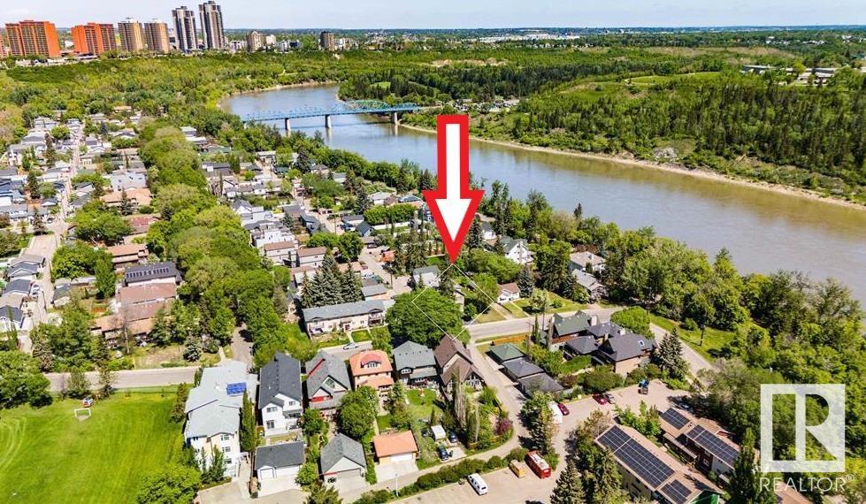      8728 101 AV NW , Edmonton,  ,T5H 0A9 ;  Listing Number: MLS E4413267