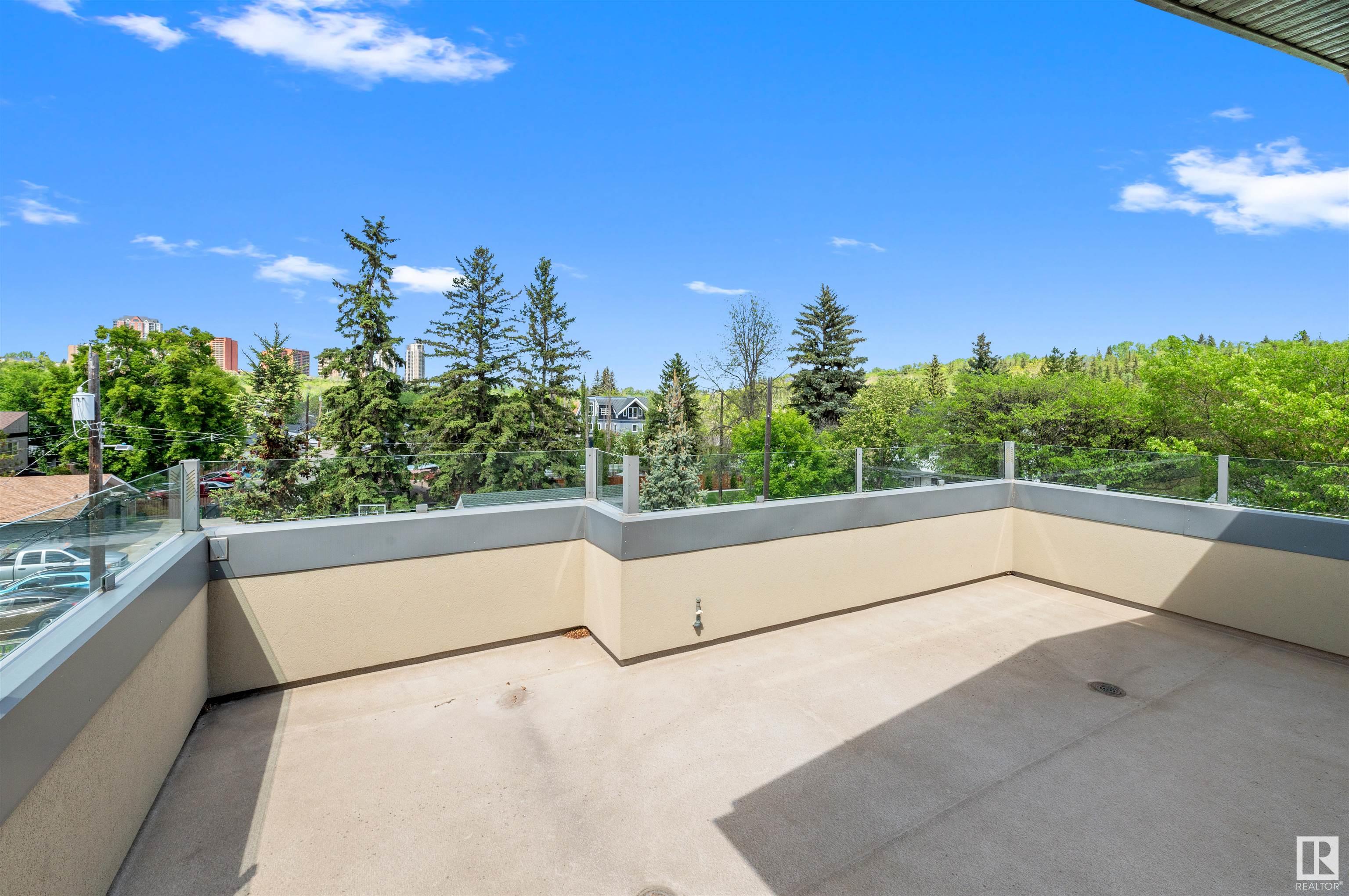      8728 101 AV NW , Edmonton,  ,T5H 0A9 ;  Listing Number: MLS E4413267