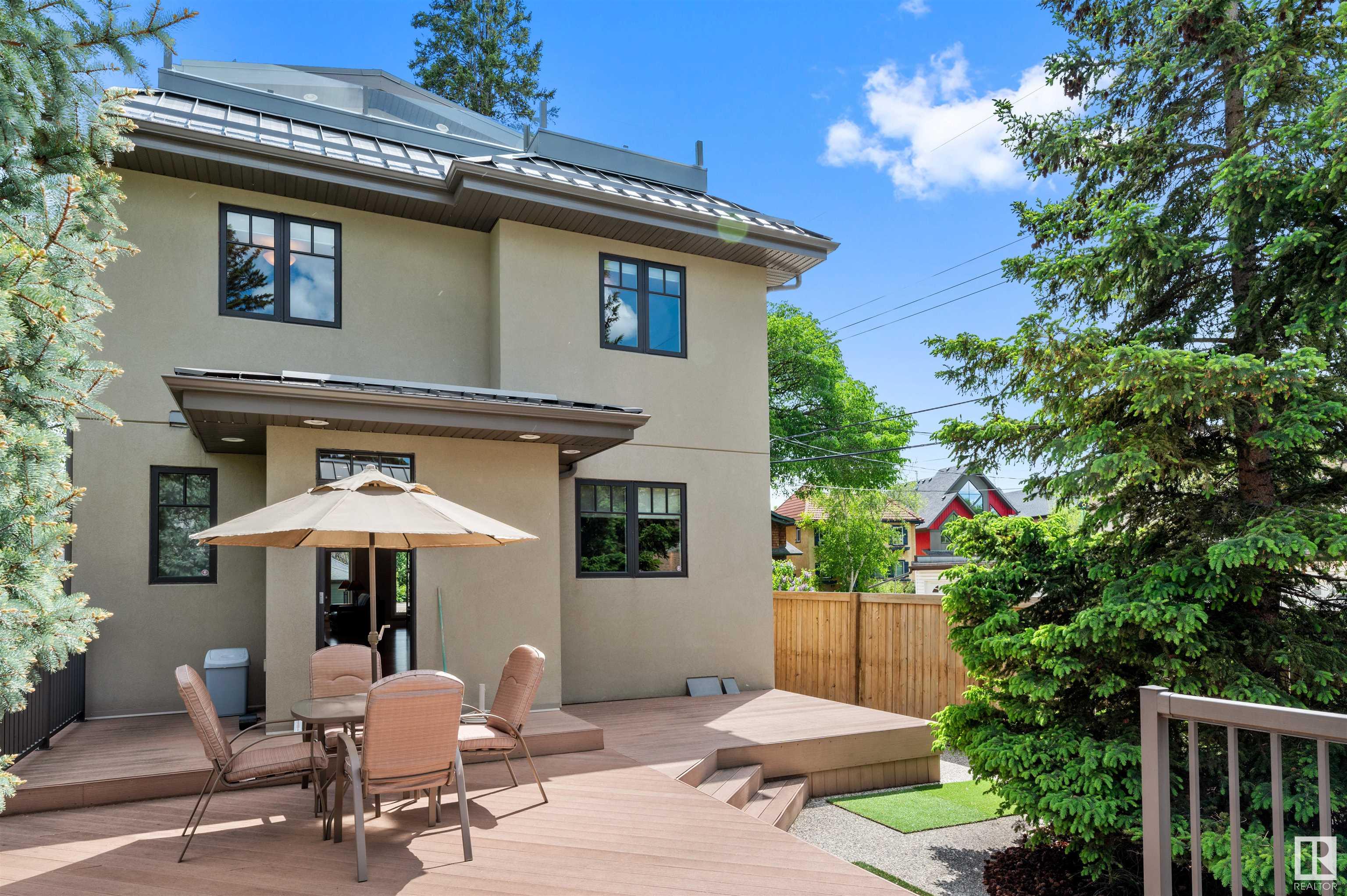      8728 101 AV NW , Edmonton,  ,T5H 0A9 ;  Listing Number: MLS E4413267