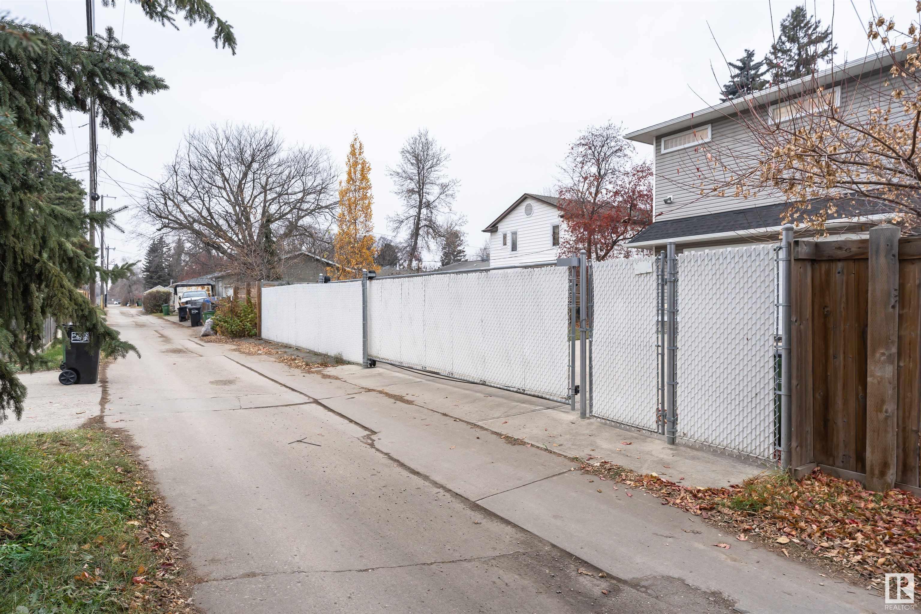     11231 75 AV NW , Edmonton,  ,T6G 0H4 ;  Listing Number: MLS E4413282
