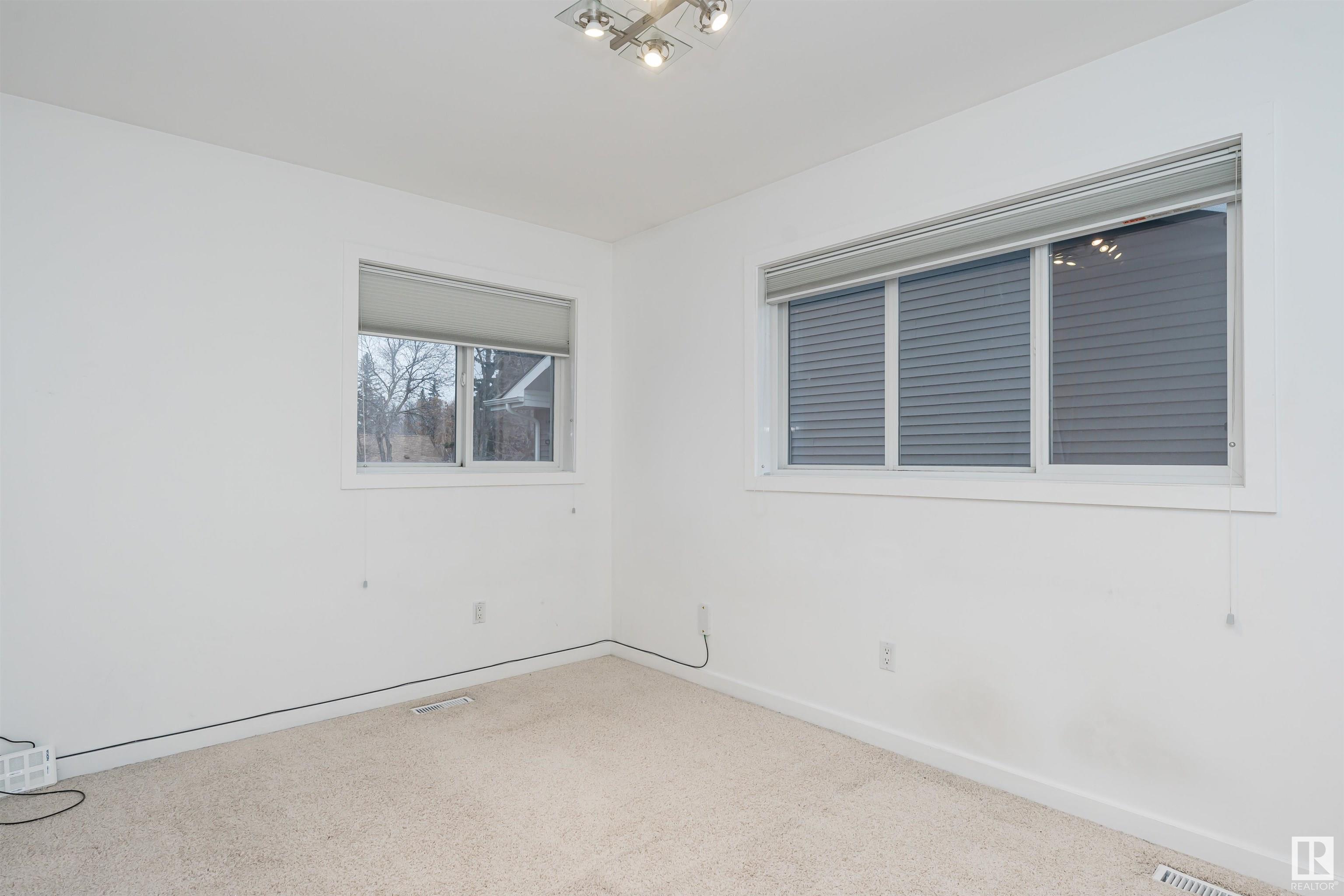      11231 75 AV NW , Edmonton,  ,T6G 0H4 ;  Listing Number: MLS E4413282