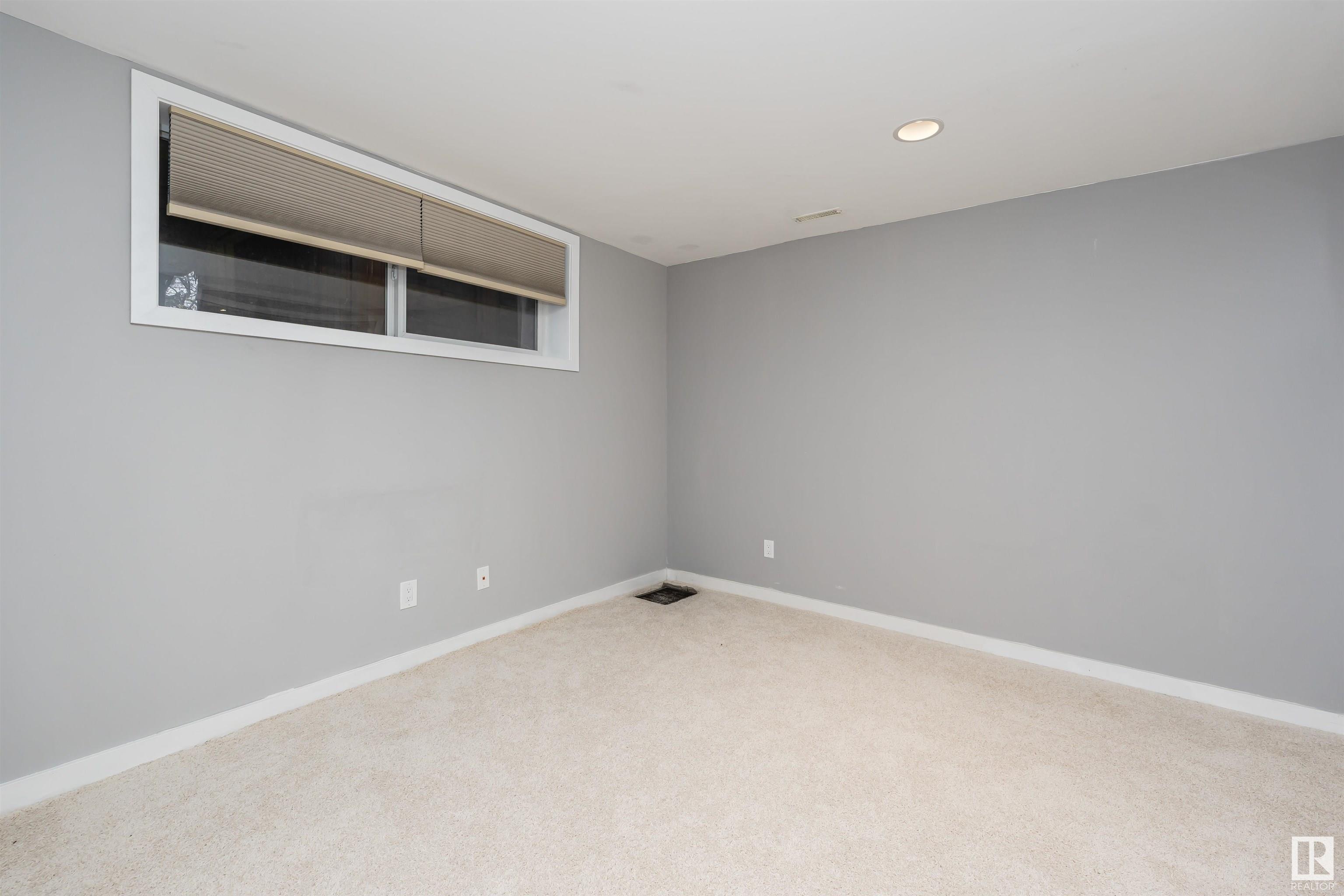      11231 75 AV NW , Edmonton,  ,T6G 0H4 ;  Listing Number: MLS E4413282