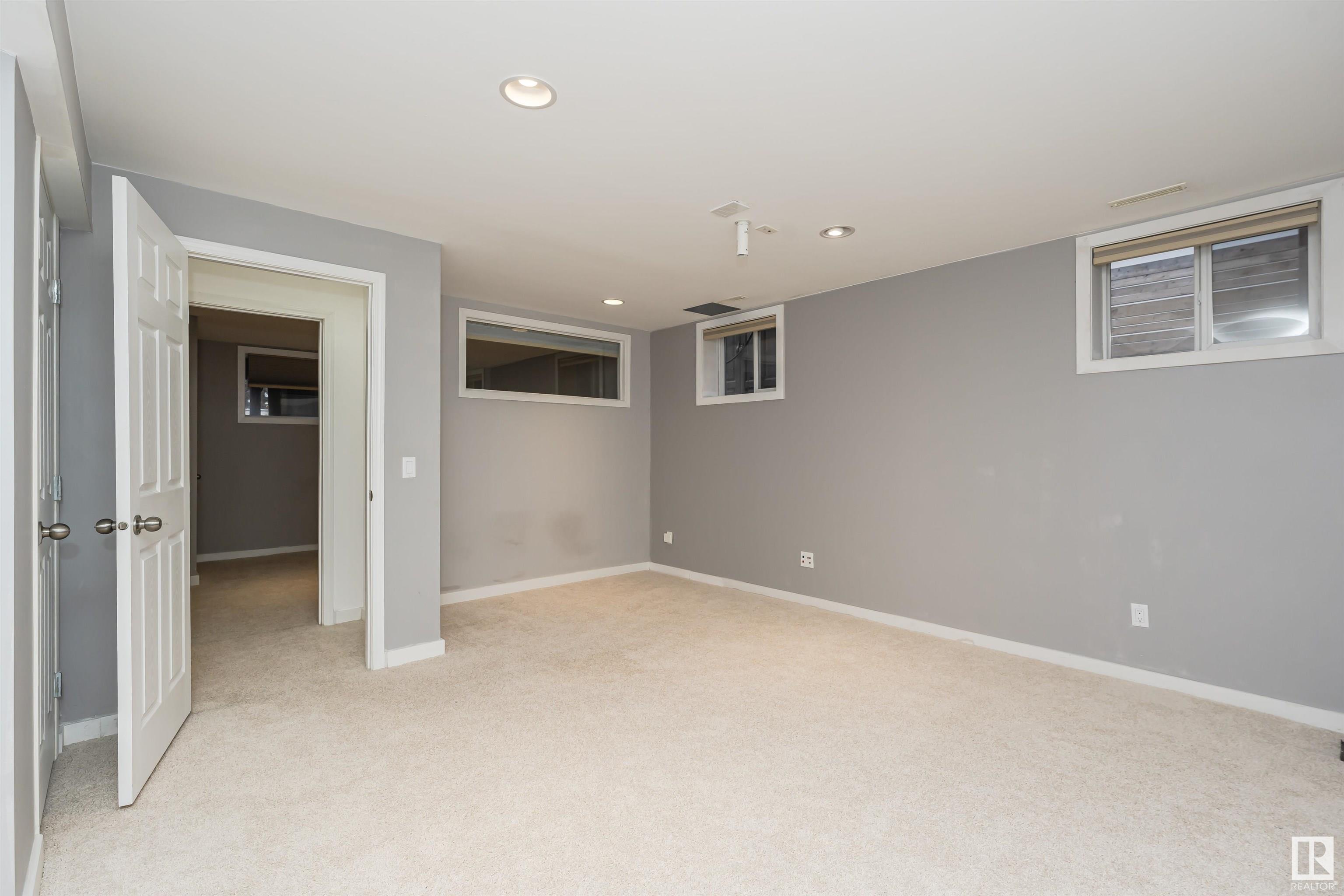      11231 75 AV NW , Edmonton,  ,T6G 0H4 ;  Listing Number: MLS E4413282