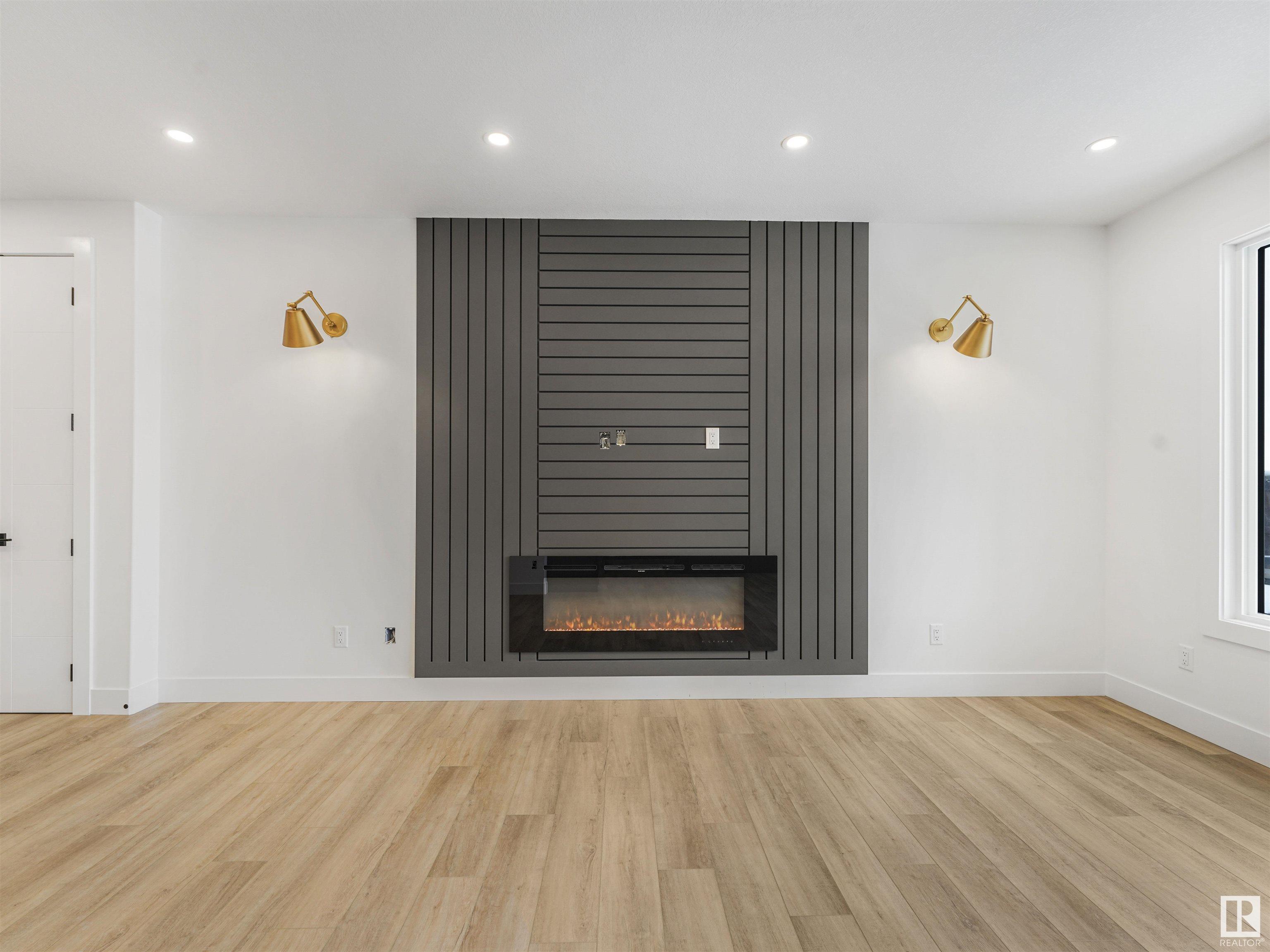      246 CANTER WYND WD , Sherwood Park,  ,T8H 2Z6 ;  Listing Number: MLS E4413369