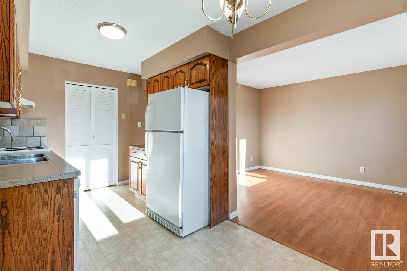      #9 14115 82 ST NW , Edmonton,  ,T5E 2V7 ;  Listing Number: MLS E4413478