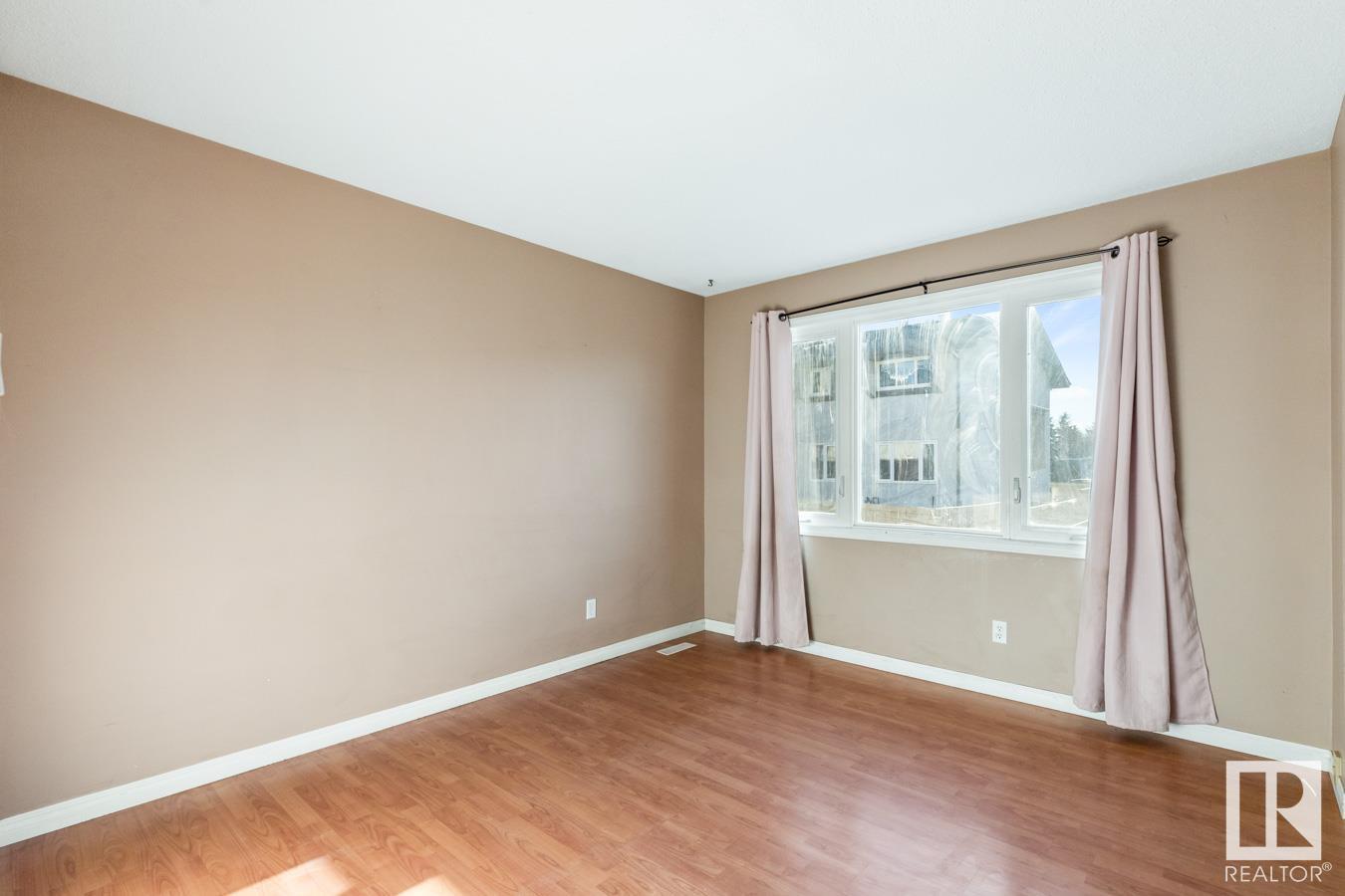      #9 14115 82 ST NW , Edmonton,  ,T5E 2V7 ;  Listing Number: MLS E4413478