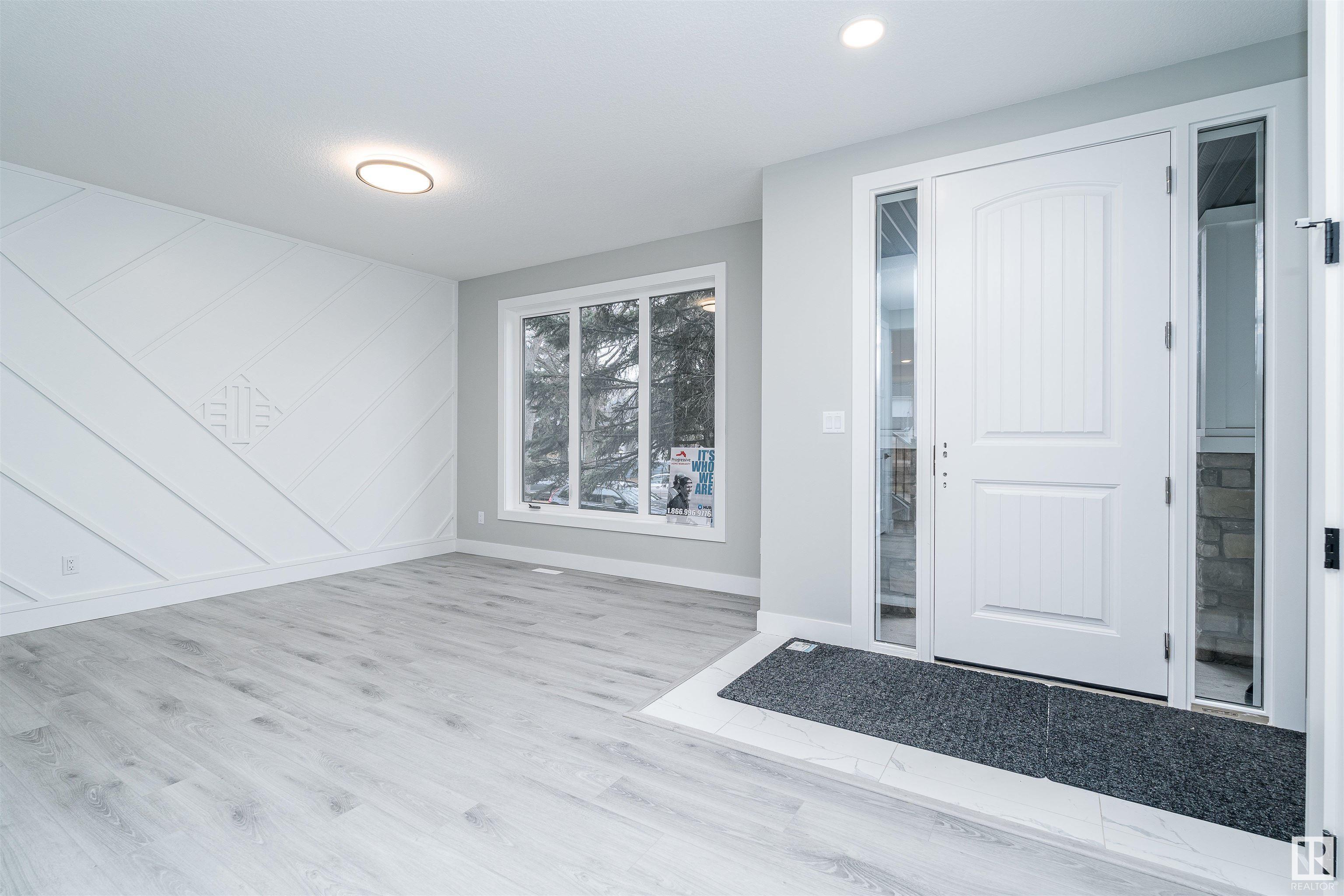      9738 72 AV NW , Edmonton,  ,T6E 0Y8 ;  Listing Number: MLS E4413562