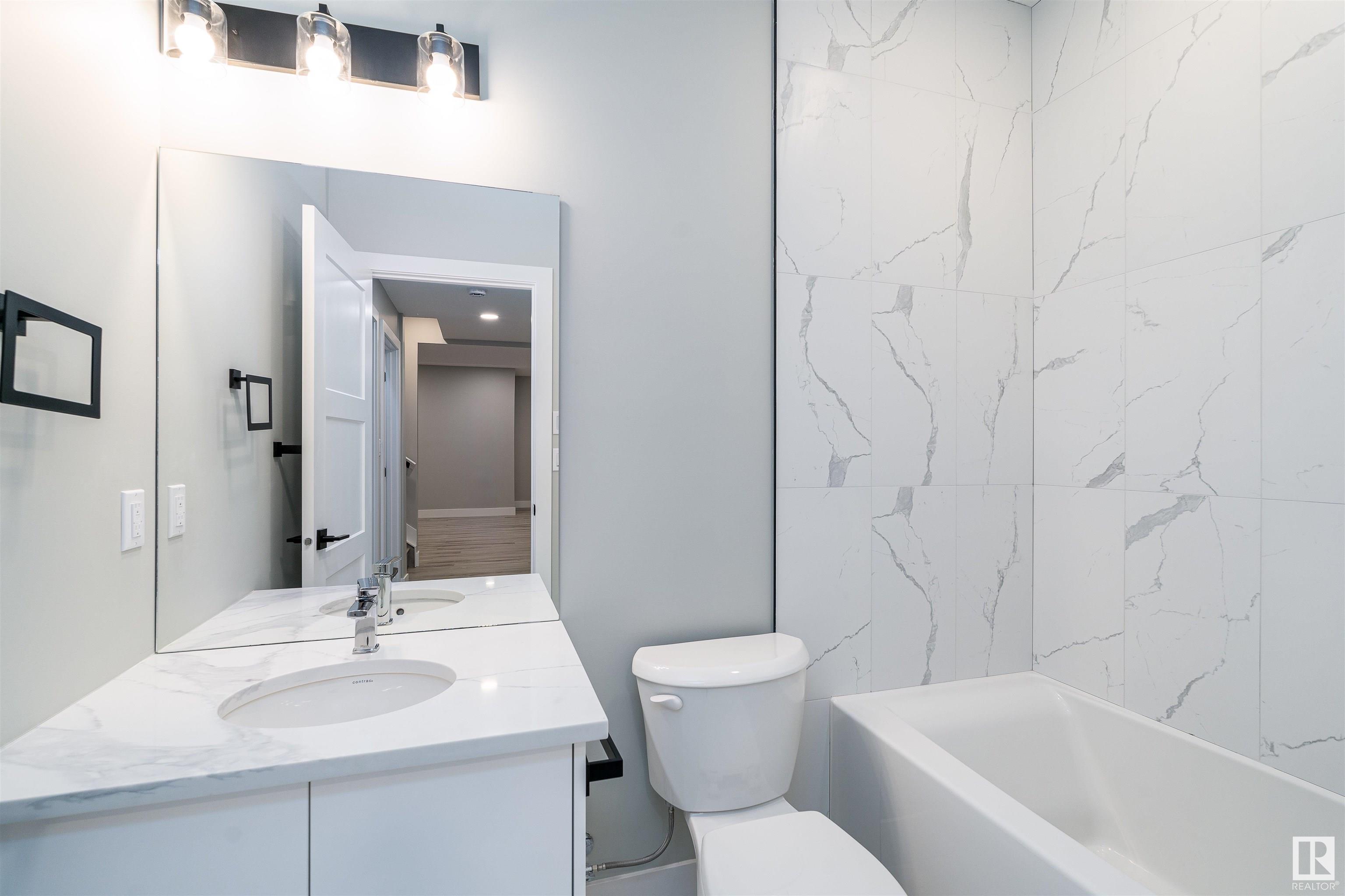      9738 72 AV NW , Edmonton,  ,T6E 0Y8 ;  Listing Number: MLS E4413562