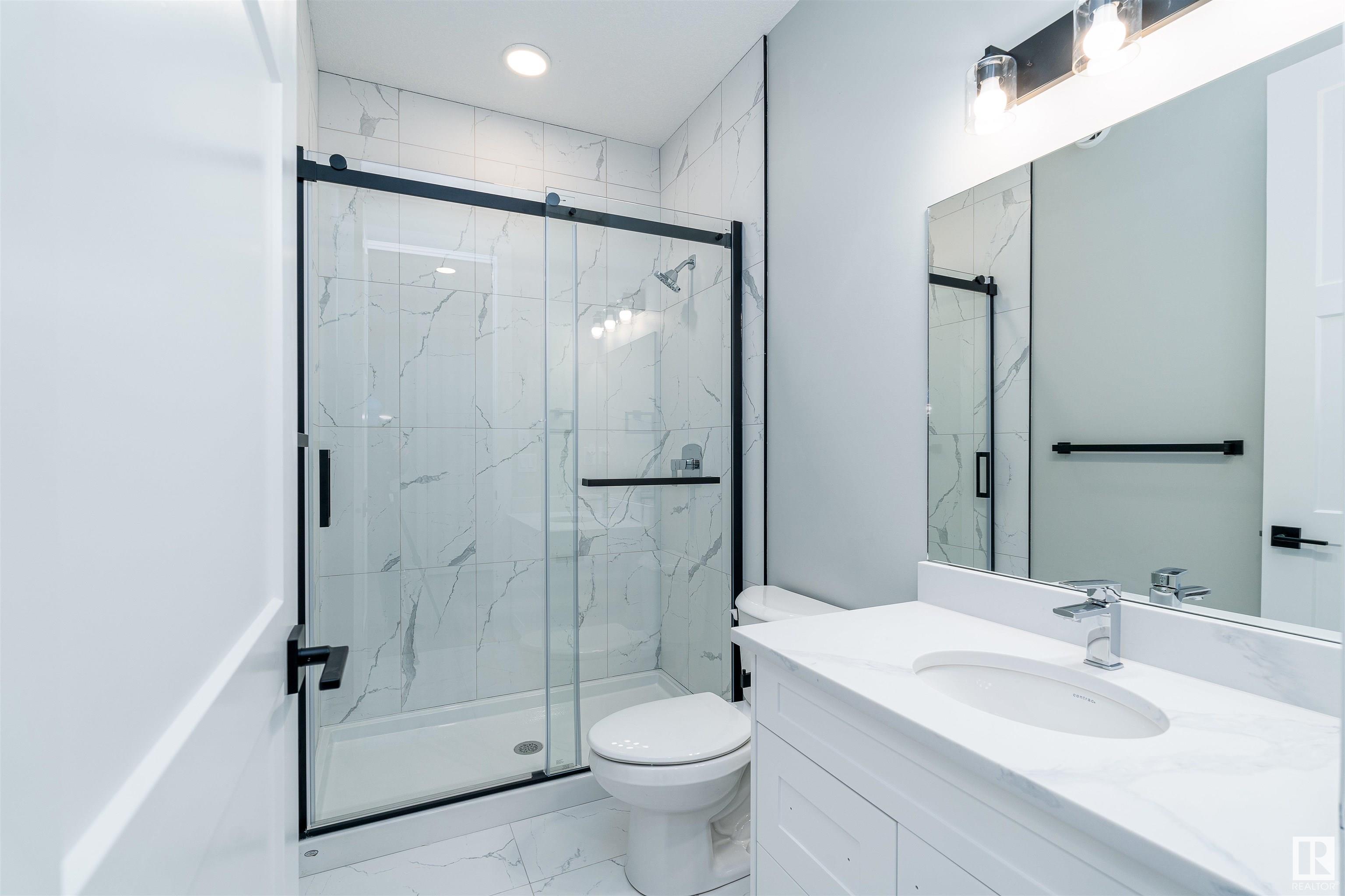      9738 72 AV NW , Edmonton,  ,T6E 0Y8 ;  Listing Number: MLS E4413562