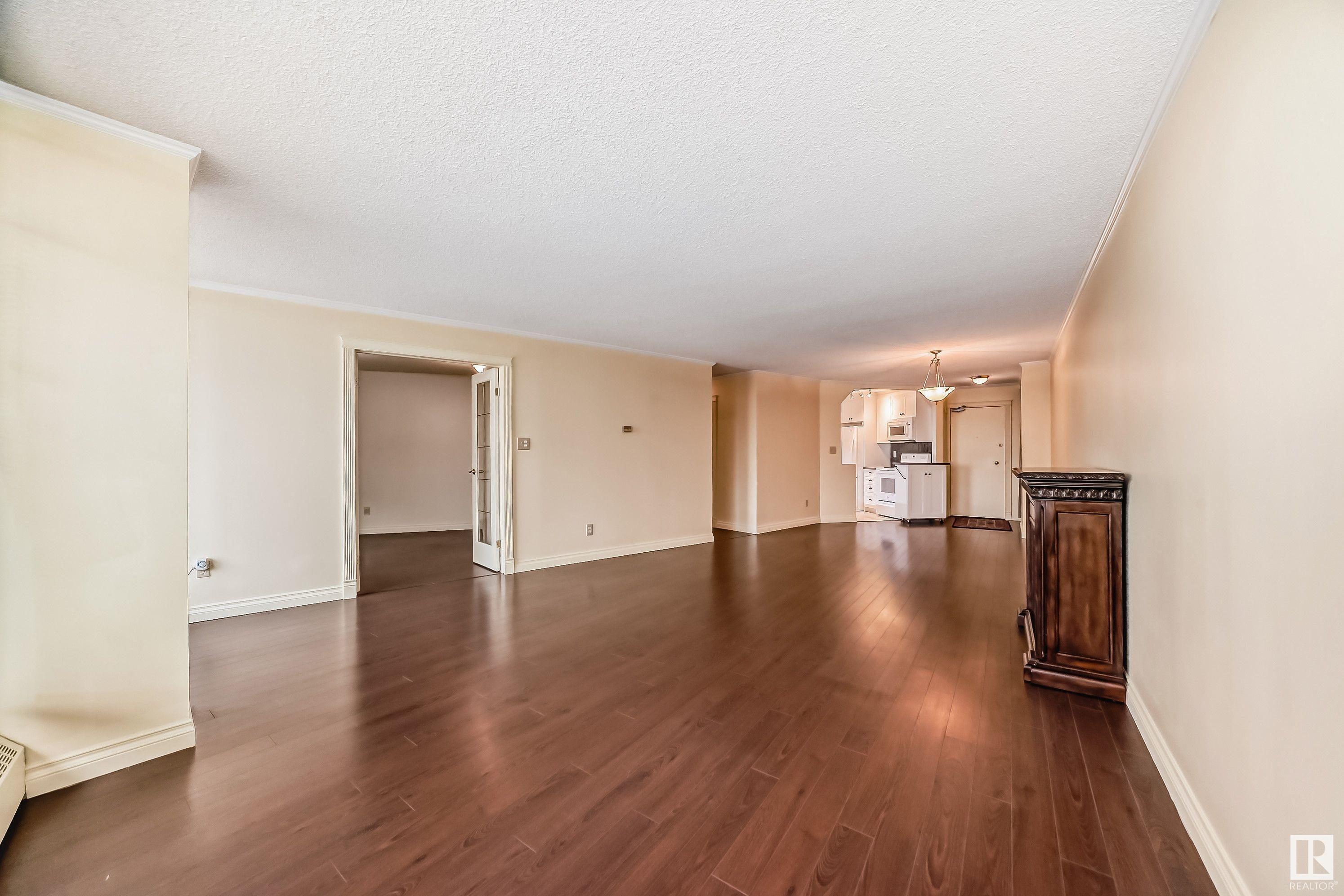      #607 10045 117 ST NW NW , Edmonton,  ,T5K 1W8 ;  Listing Number: MLS E4413621