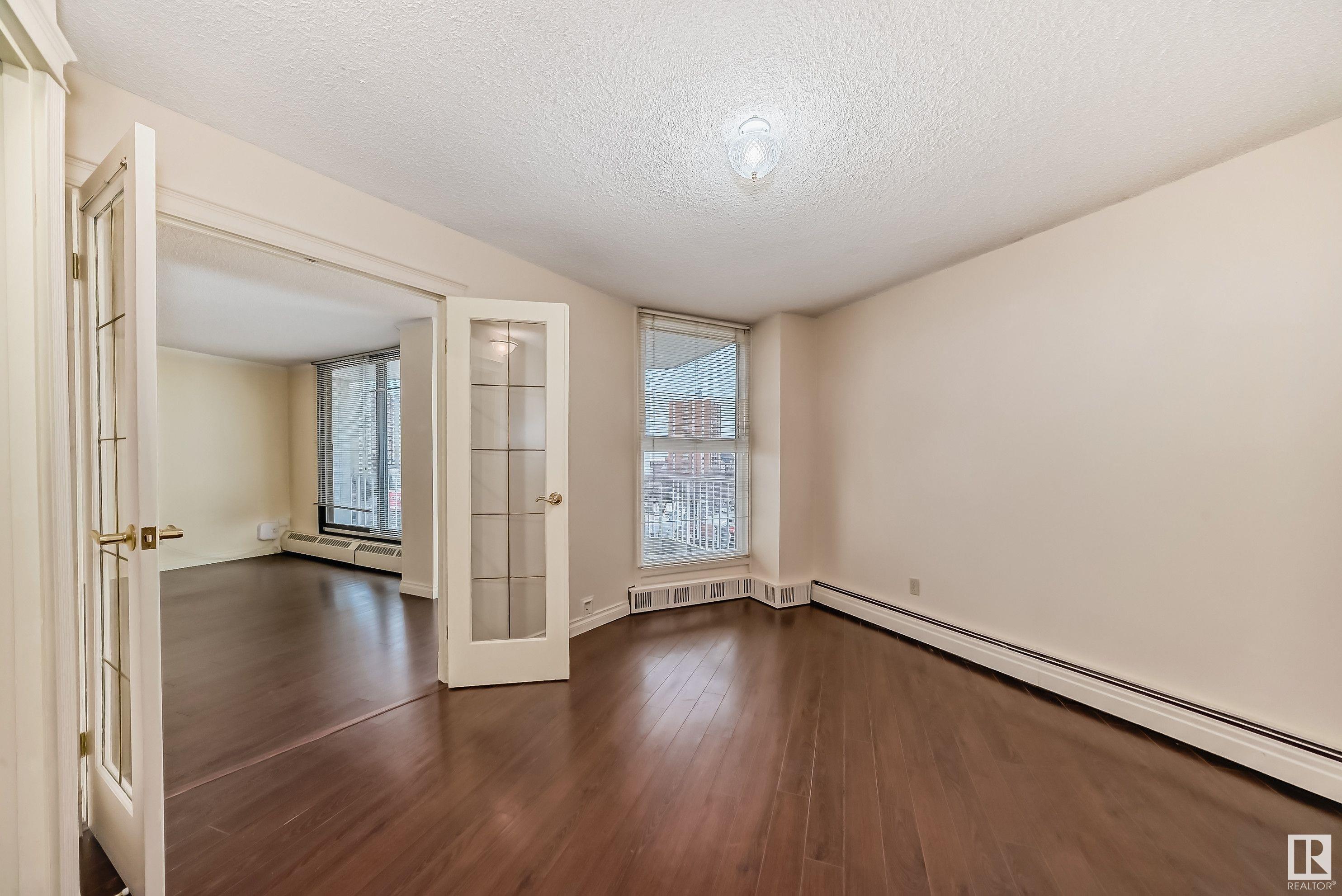      #607 10045 117 ST NW NW , Edmonton,  ,T5K 1W8 ;  Listing Number: MLS E4413621