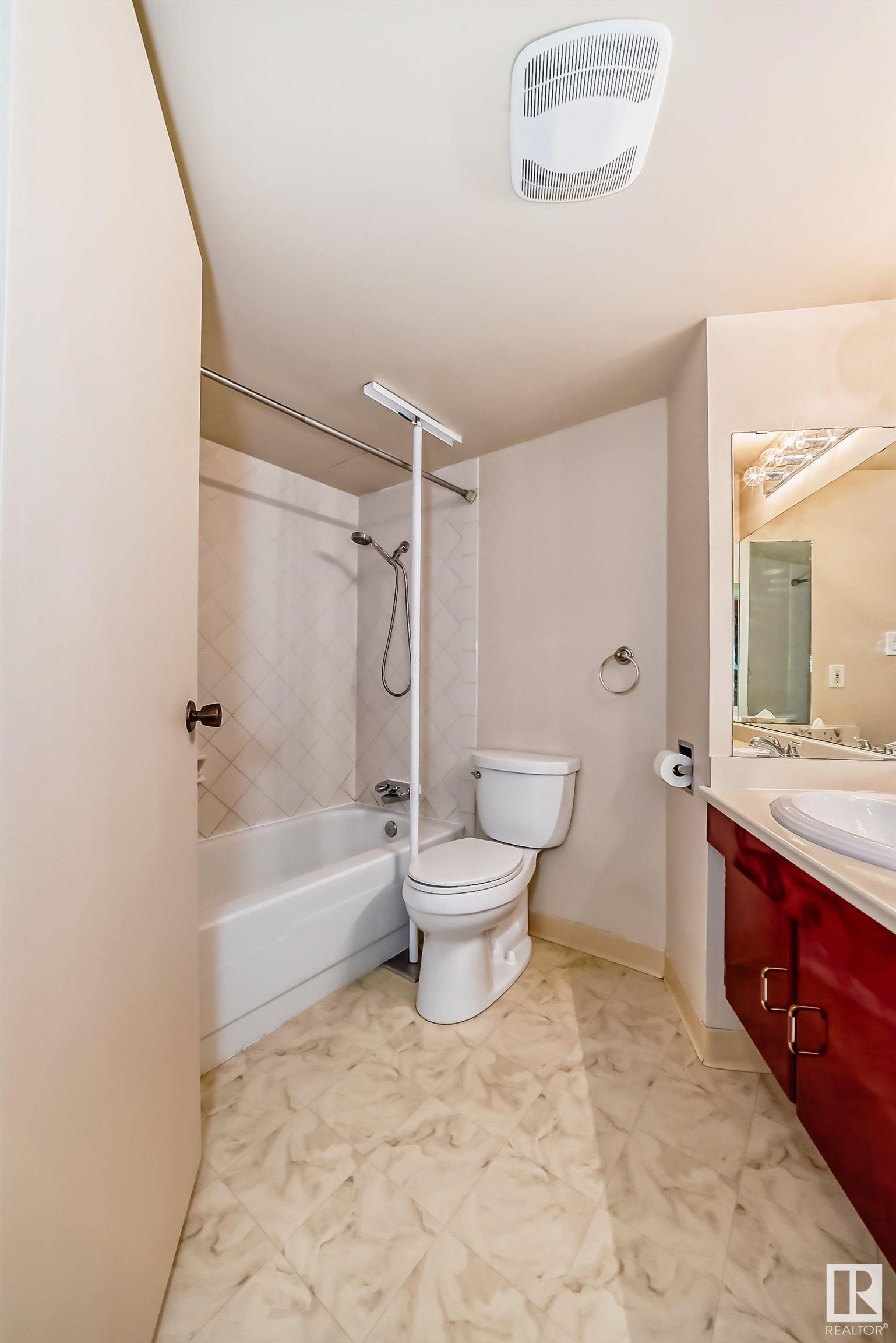      #607 10045 117 ST NW NW , Edmonton,  ,T5K 1W8 ;  Listing Number: MLS E4413621