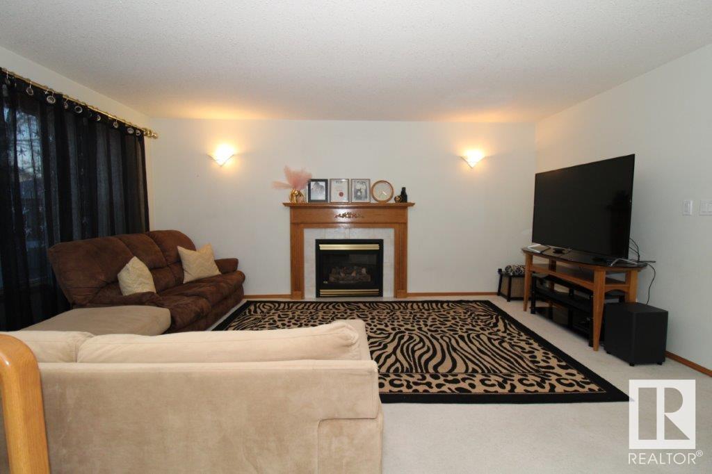      14515 131 ST NW , Edmonton,  ,T6V 1G8 ;  Listing Number: MLS E4413681