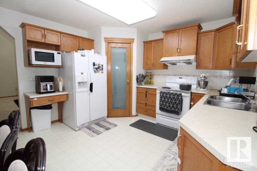      14515 131 ST NW , Edmonton,  ,T6V 1G8 ;  Listing Number: MLS E4413681