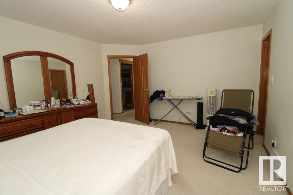      14515 131 ST NW , Edmonton,  ,T6V 1G8 ;  Listing Number: MLS E4413681