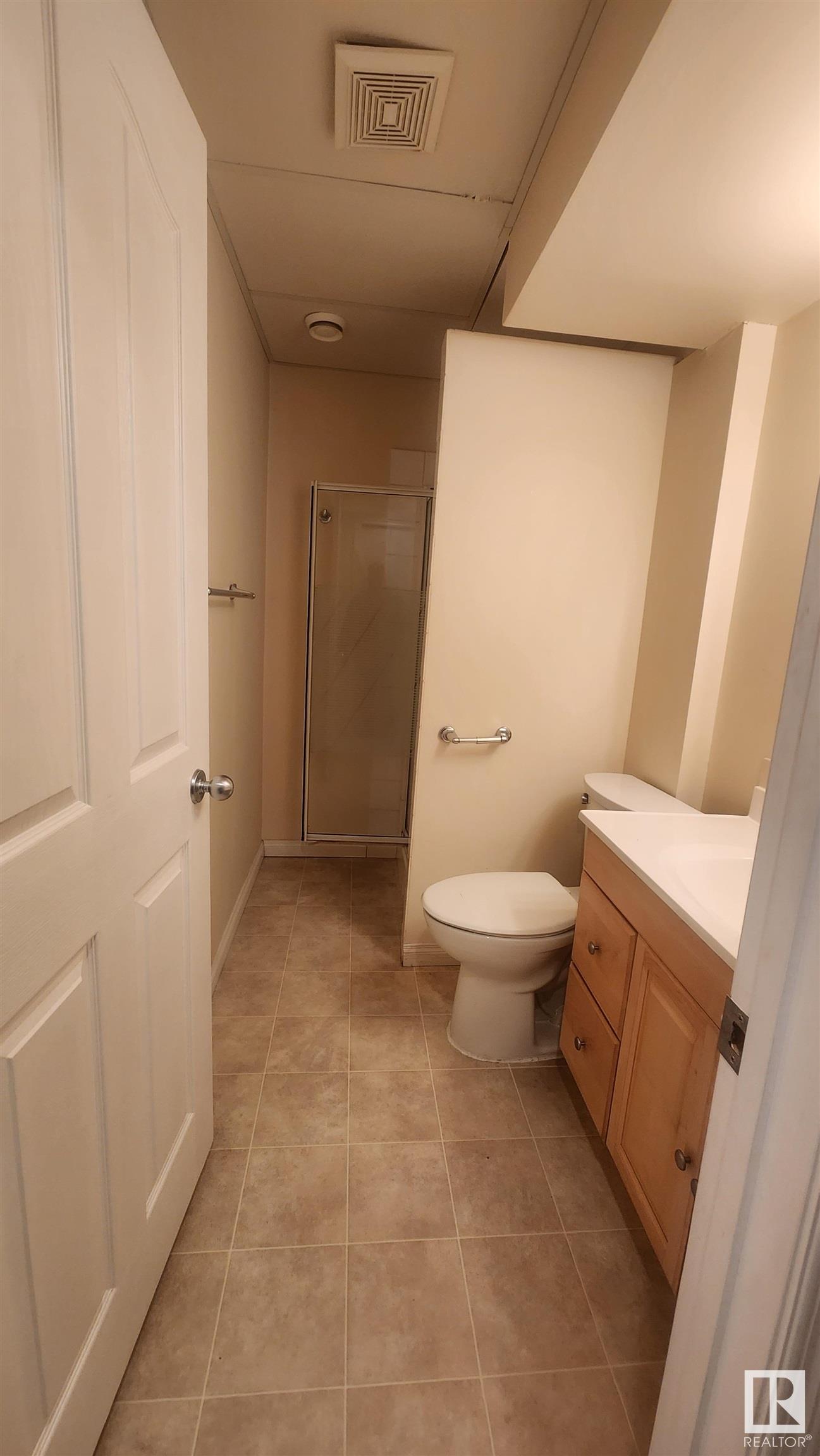      14515 131 ST NW , Edmonton,  ,T6V 1G8 ;  Listing Number: MLS E4413681