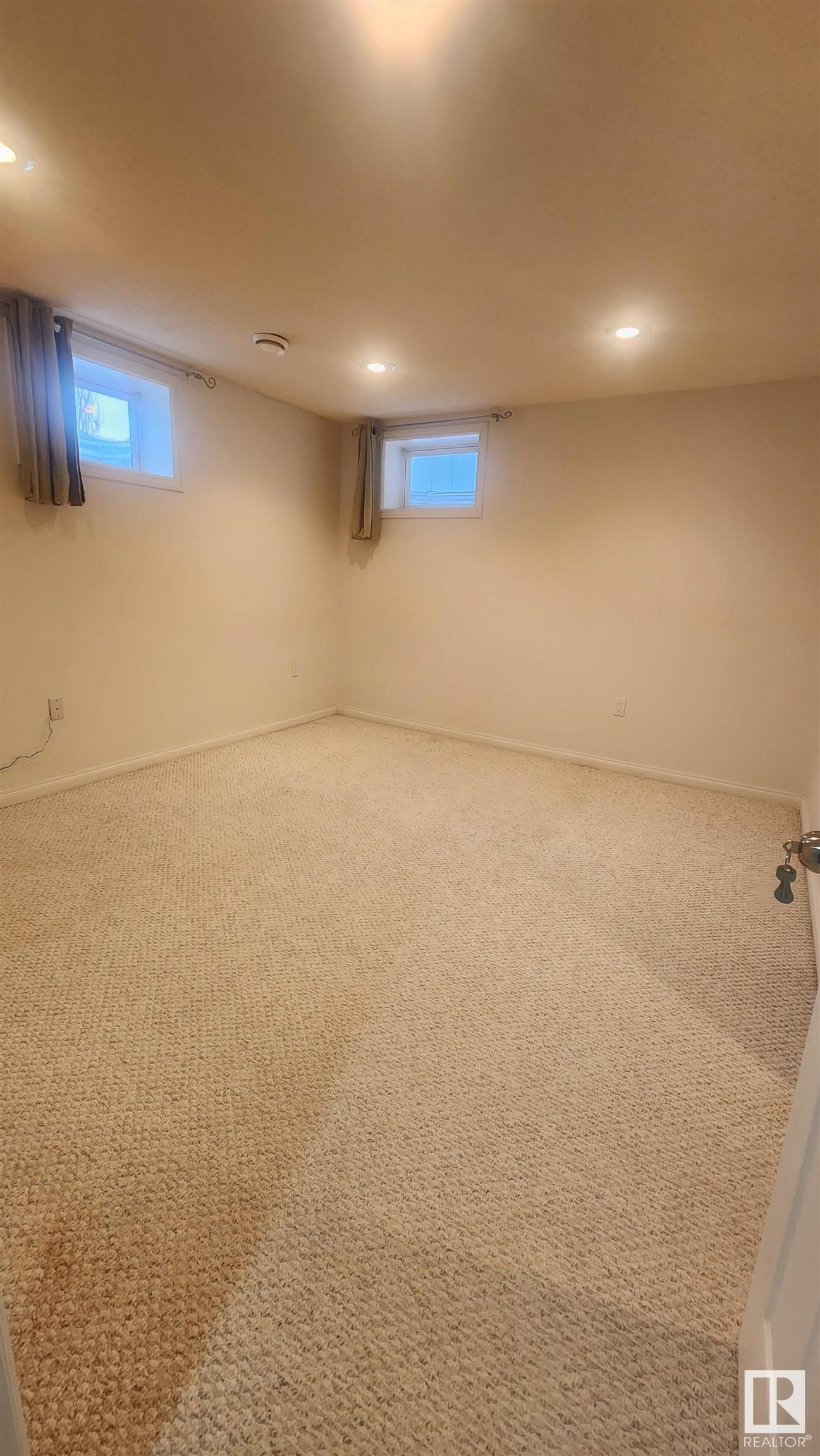      14515 131 ST NW , Edmonton,  ,T6V 1G8 ;  Listing Number: MLS E4413681