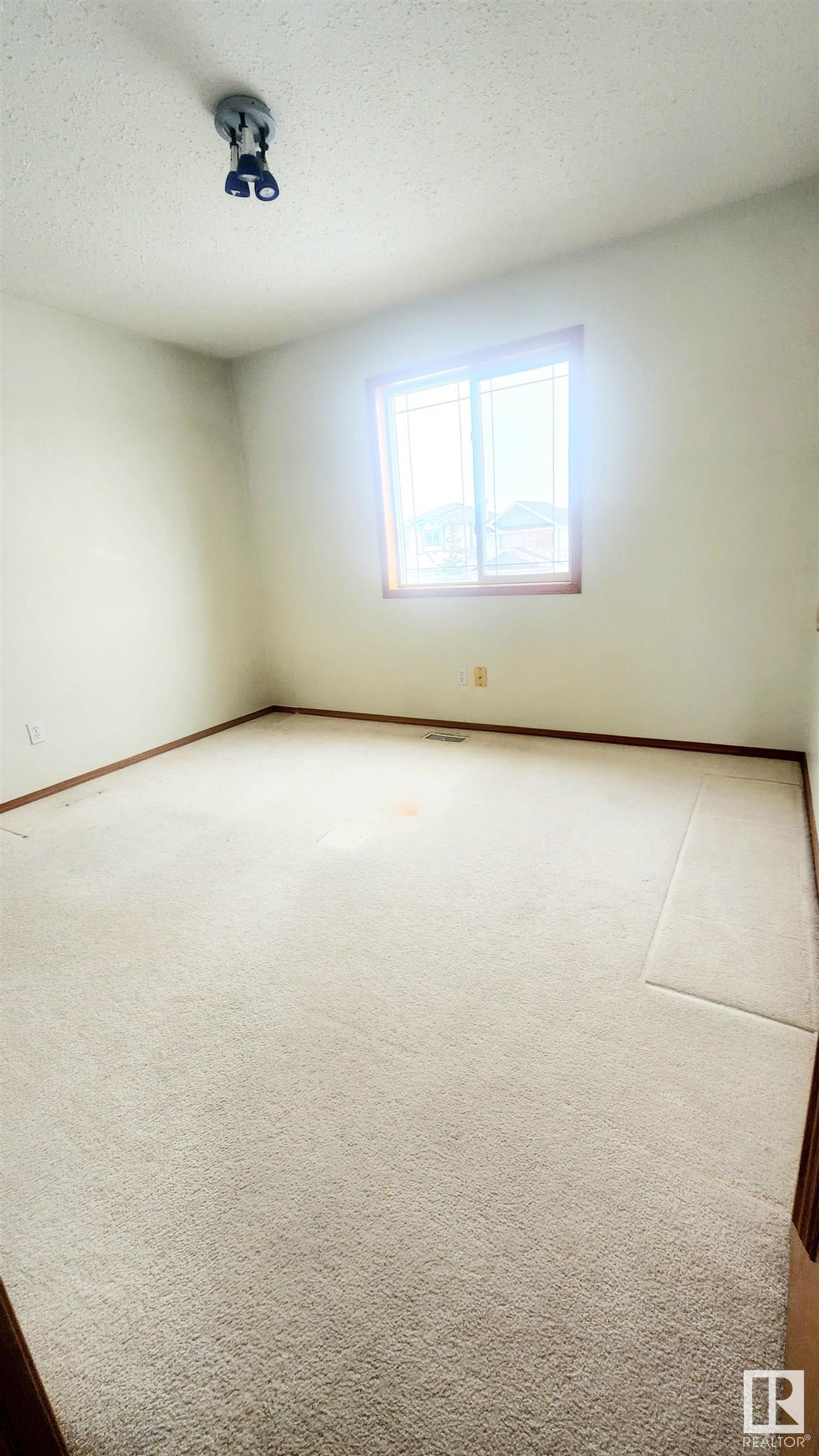      14515 131 ST NW , Edmonton,  ,T6V 1G8 ;  Listing Number: MLS E4413681