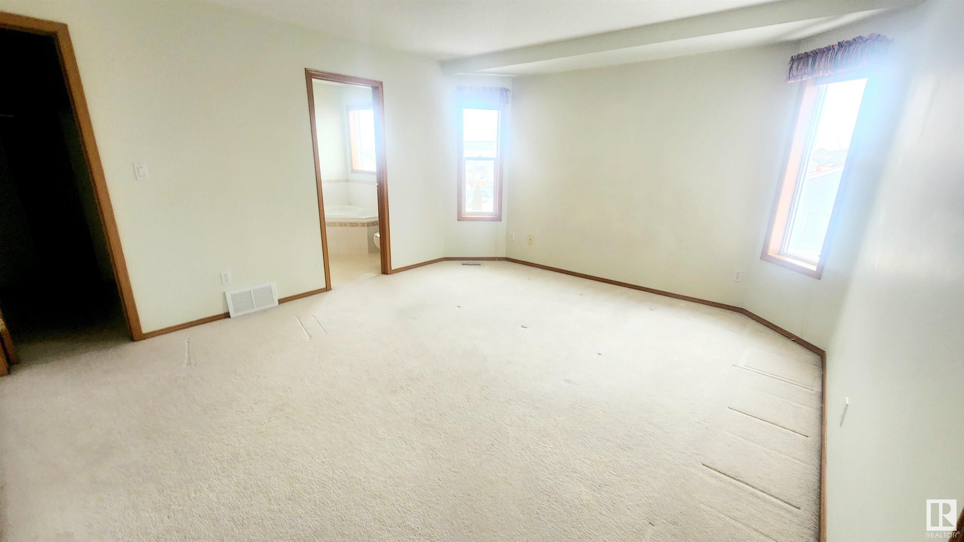      14515 131 ST NW , Edmonton,  ,T6V 1G8 ;  Listing Number: MLS E4413681