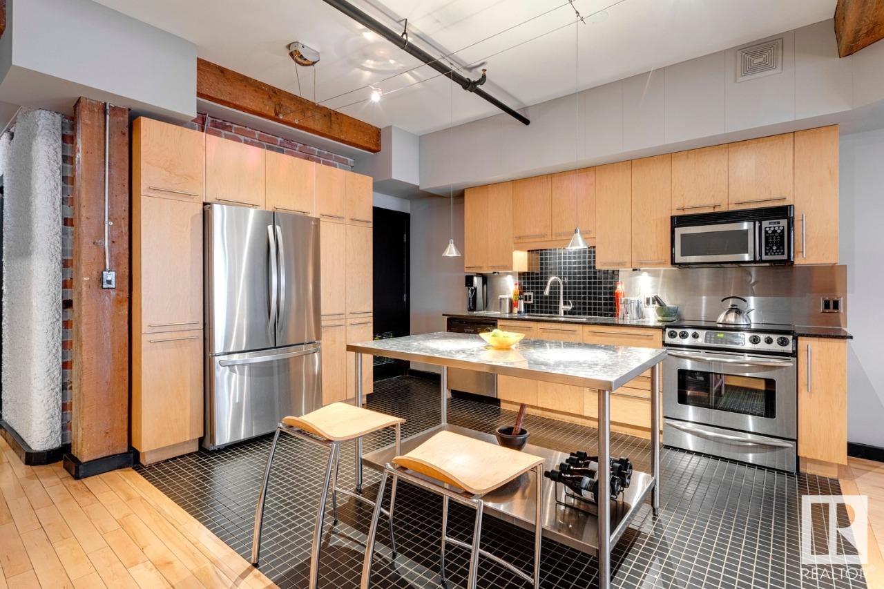      #404 10169 104 ST NW , Edmonton,  ,T5J 1A5 ;  Listing Number: MLS E4413773