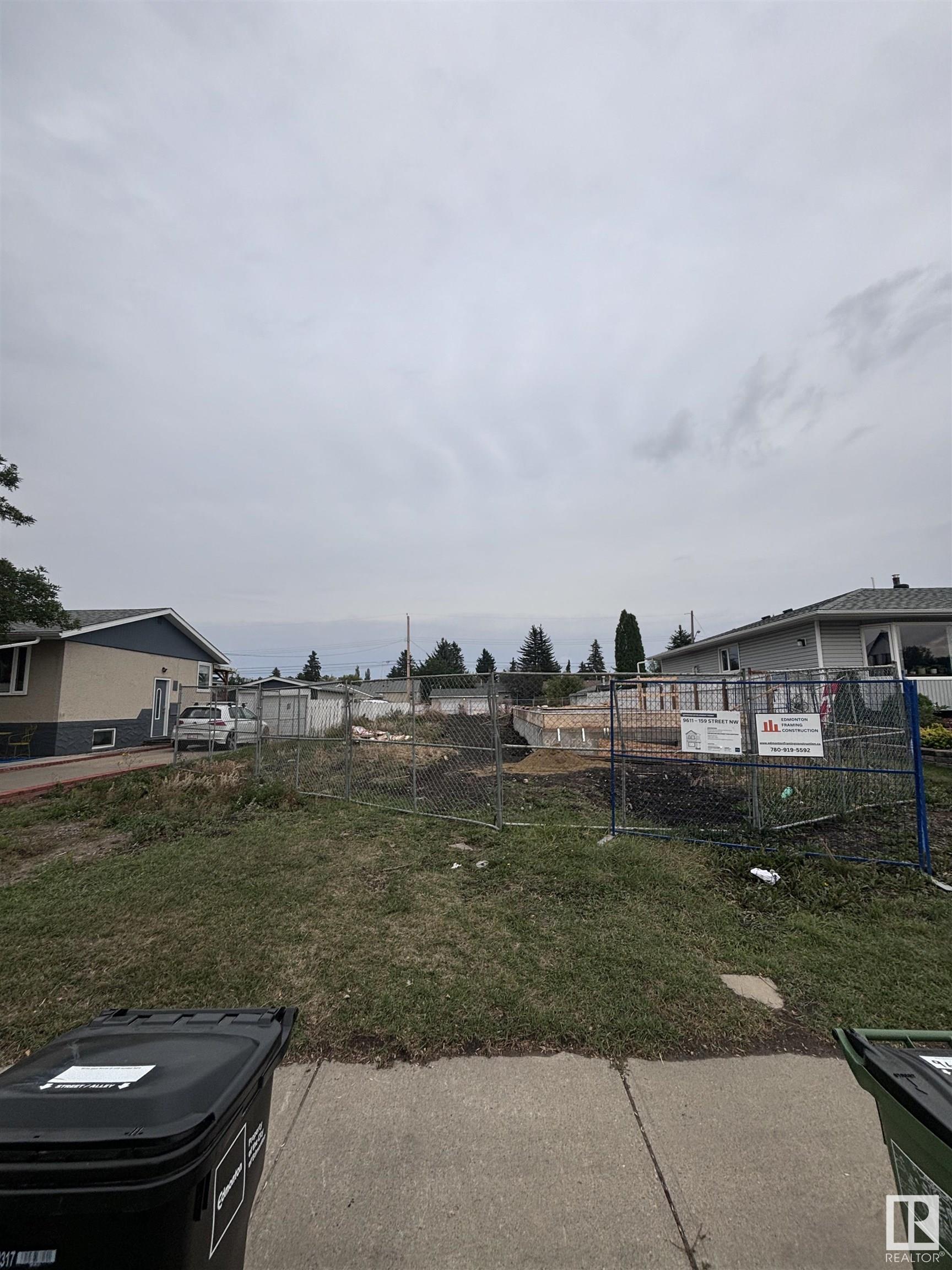      9613 159 ST NW NW , Edmonton,  ,T5P 2Z1 ;  Listing Number: MLS E4413815