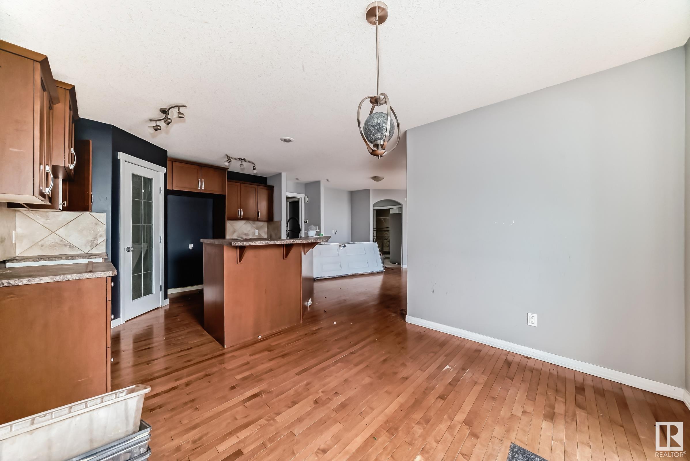      50 ACACIA LI , Leduc,  ,T9E 0C8 ;  Listing Number: MLS E4413888