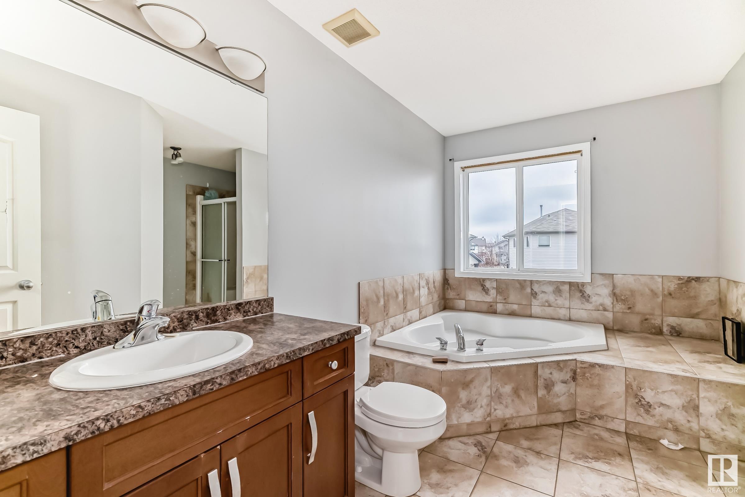      50 ACACIA LI , Leduc,  ,T9E 0C8 ;  Listing Number: MLS E4413888
