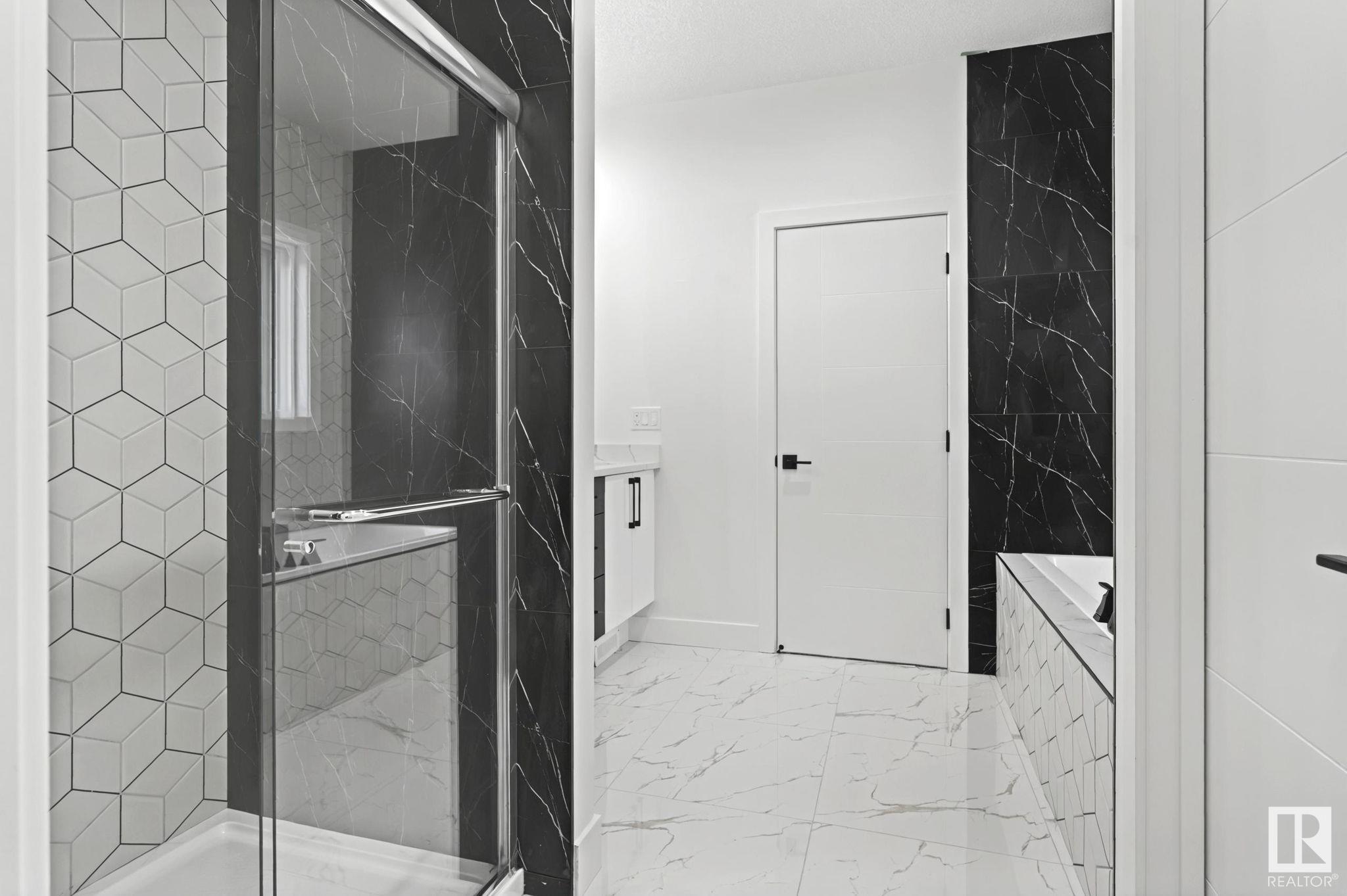      439 roberts CR , Leduc,  ,T9E 1N4 ;  Listing Number: MLS E4413937