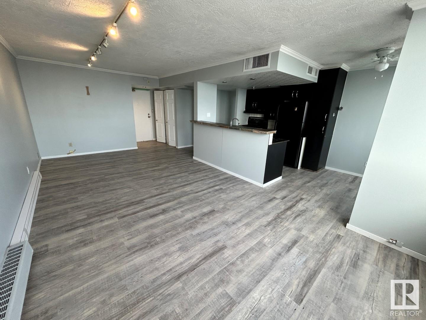      #2205 9909 104 ST NW , Edmonton,  ,T5K 2G5 ;  Listing Number: MLS E4414086