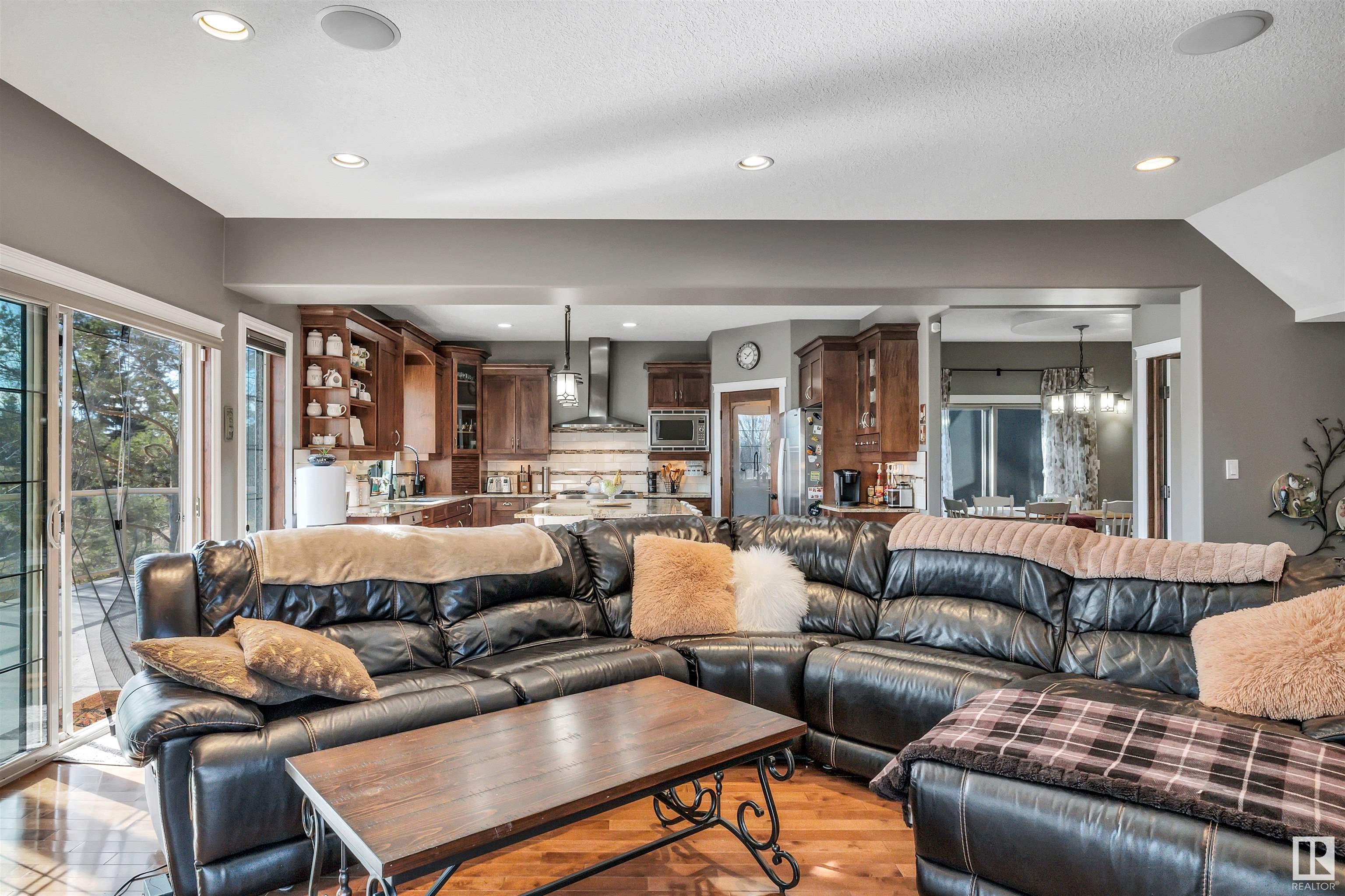      104 Linksview DR , Spruce Grove,  ,T7X 4L6 ;  Listing Number: MLS E4414095