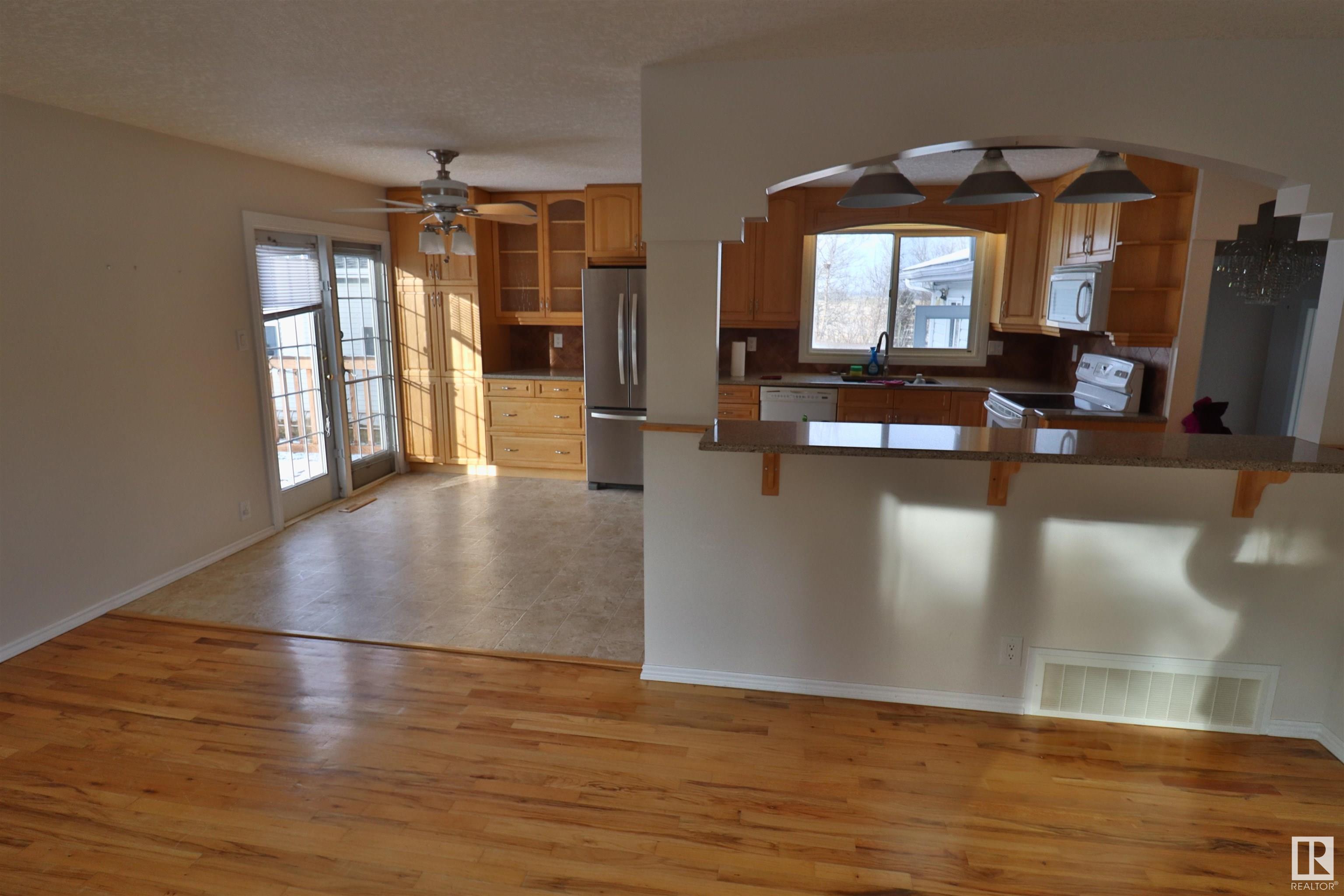      23212 TWP RD 484 , Rural Leduc County,  ,T0C 1Z0 ;  Listing Number: MLS E4414107