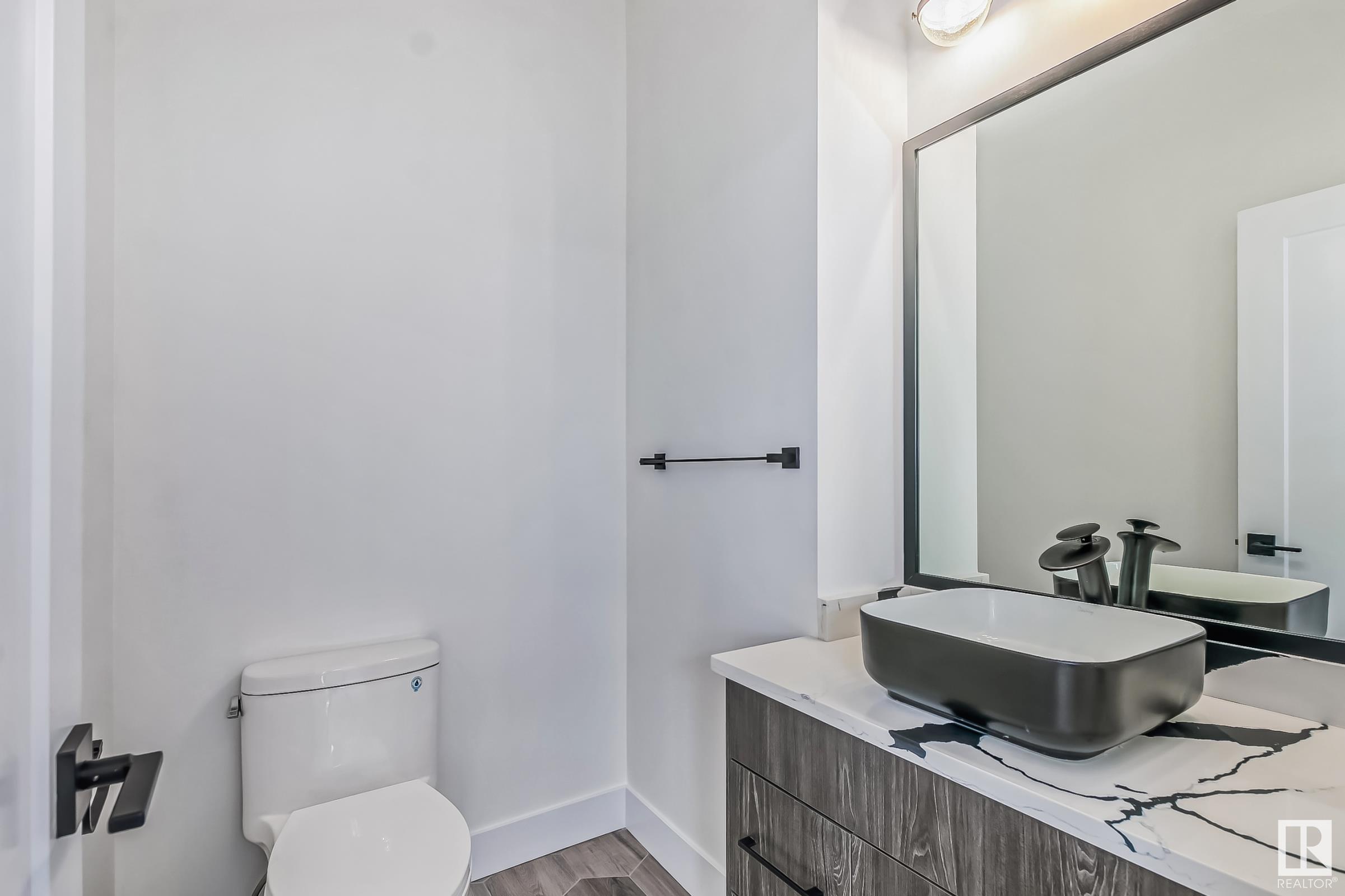      10225 146 ST NW , Edmonton,  ,T5N 3A1 ;  Listing Number: MLS E4414115