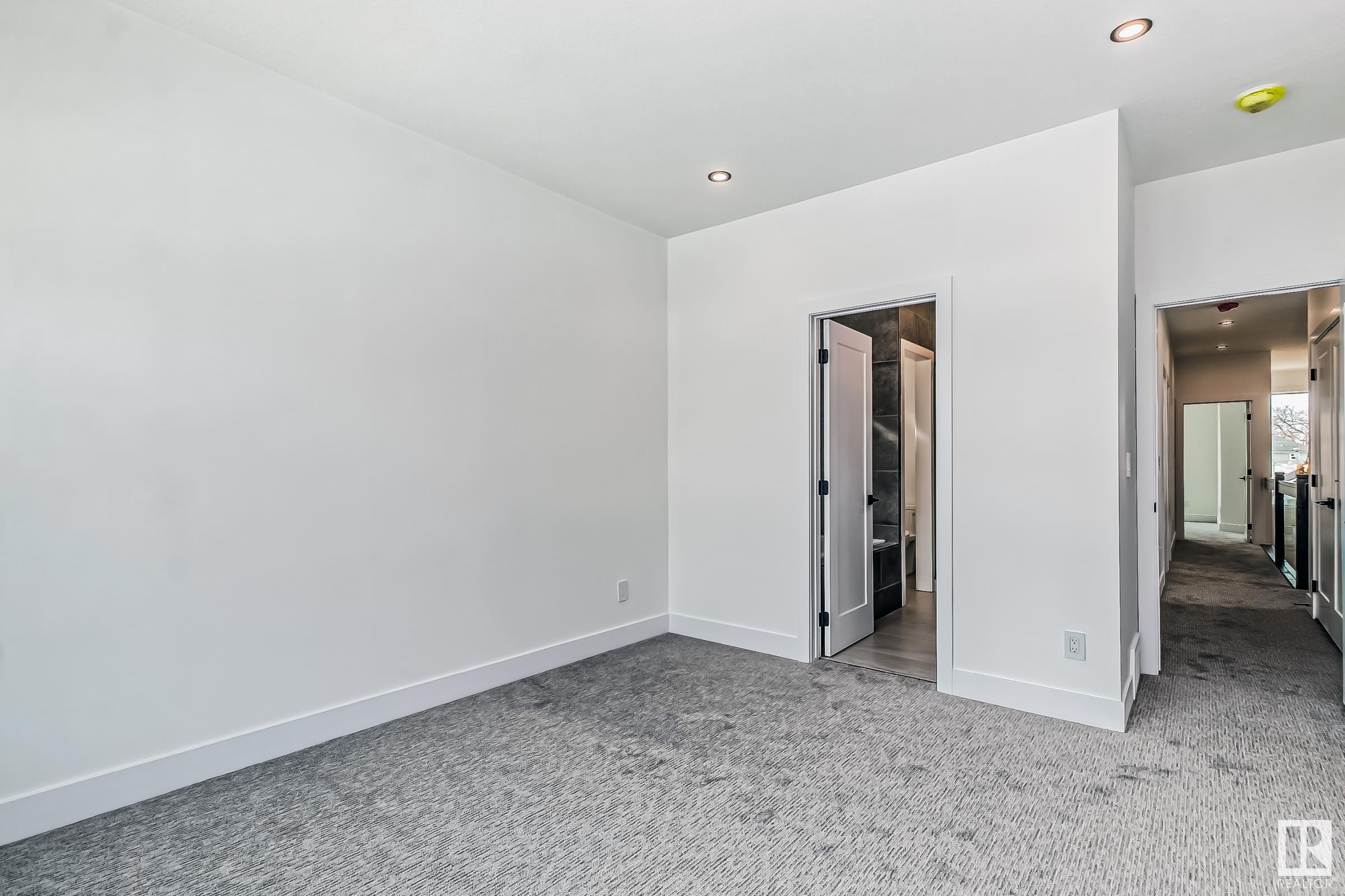      10225 146 ST NW , Edmonton,  ,T5N 3A1 ;  Listing Number: MLS E4414115