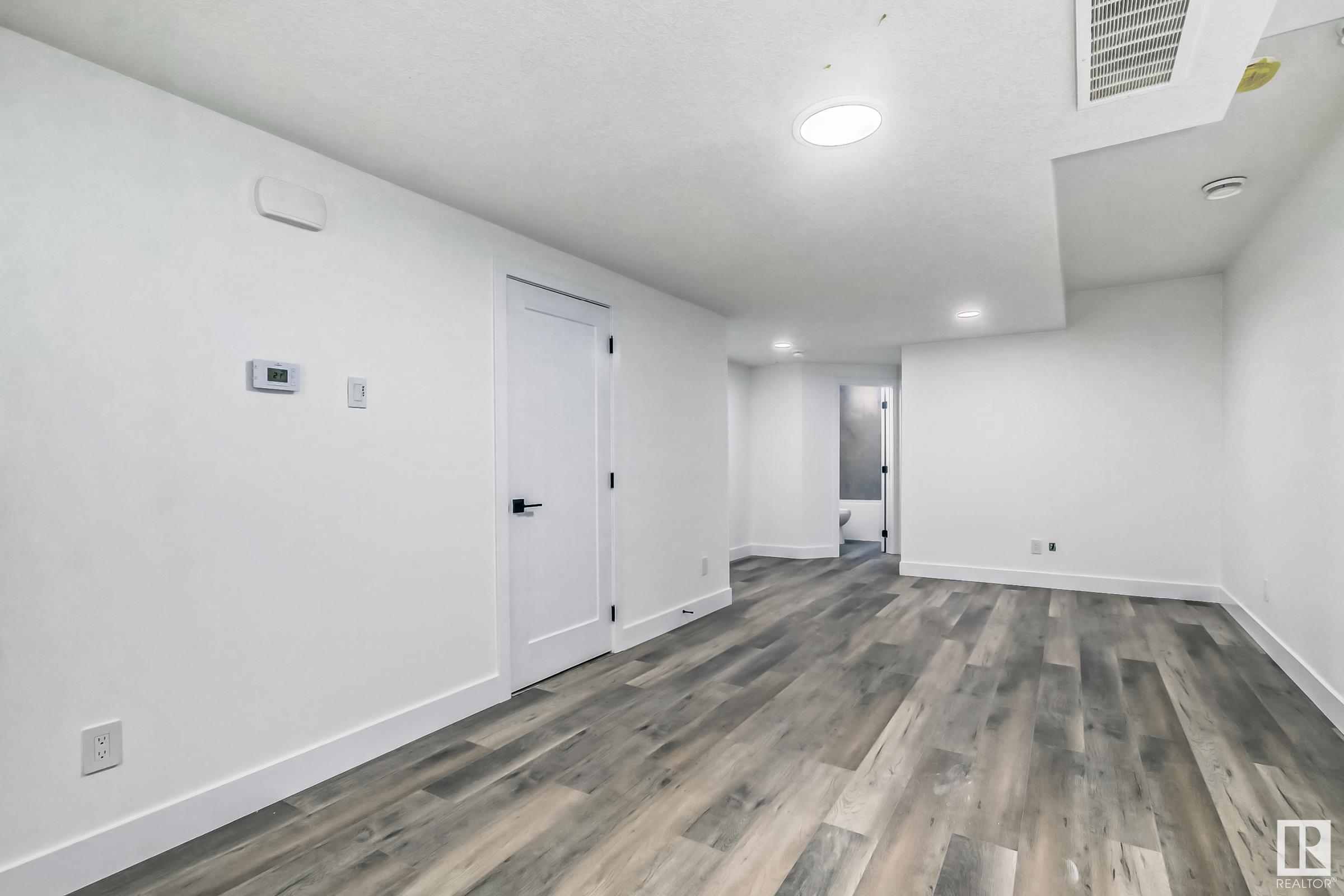      10225 146 ST NW , Edmonton,  ,T5N 3A1 ;  Listing Number: MLS E4414115