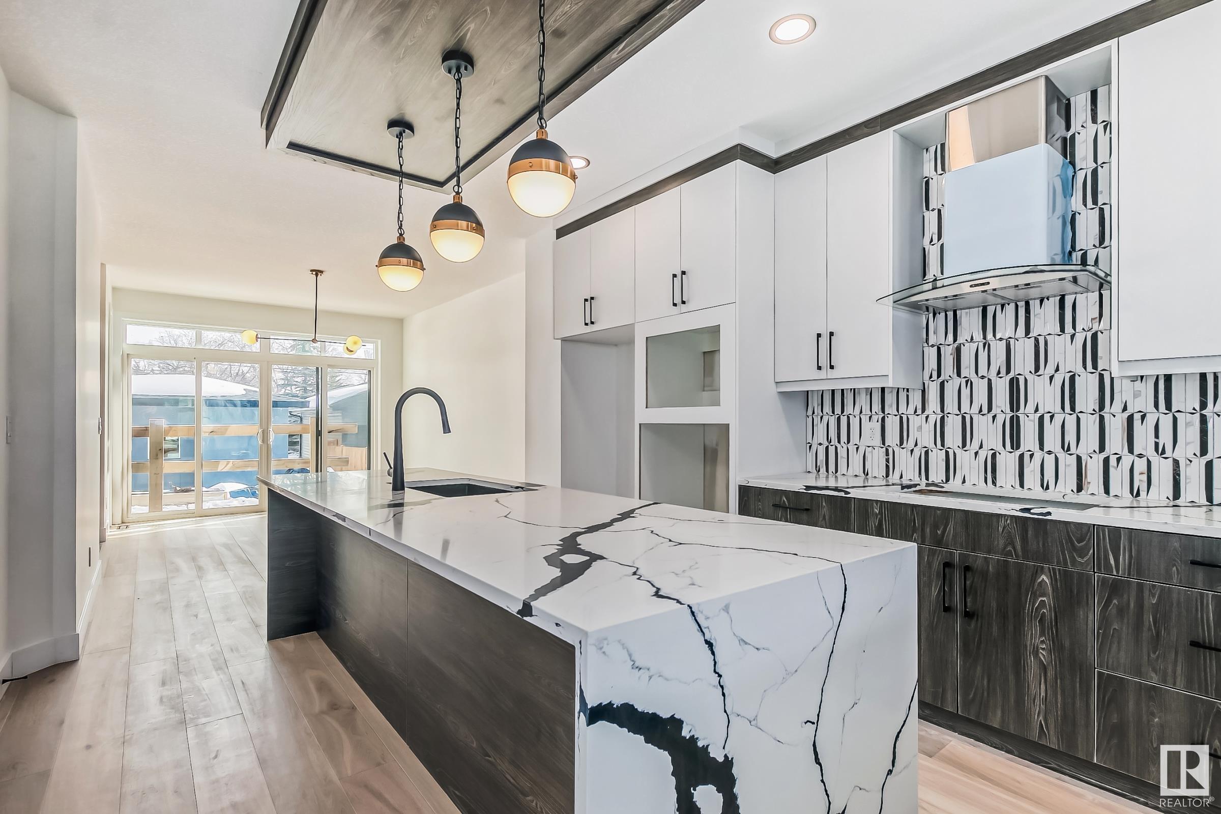      10225 146 ST NW , Edmonton,  ,T5N 3A1 ;  Listing Number: MLS E4414115