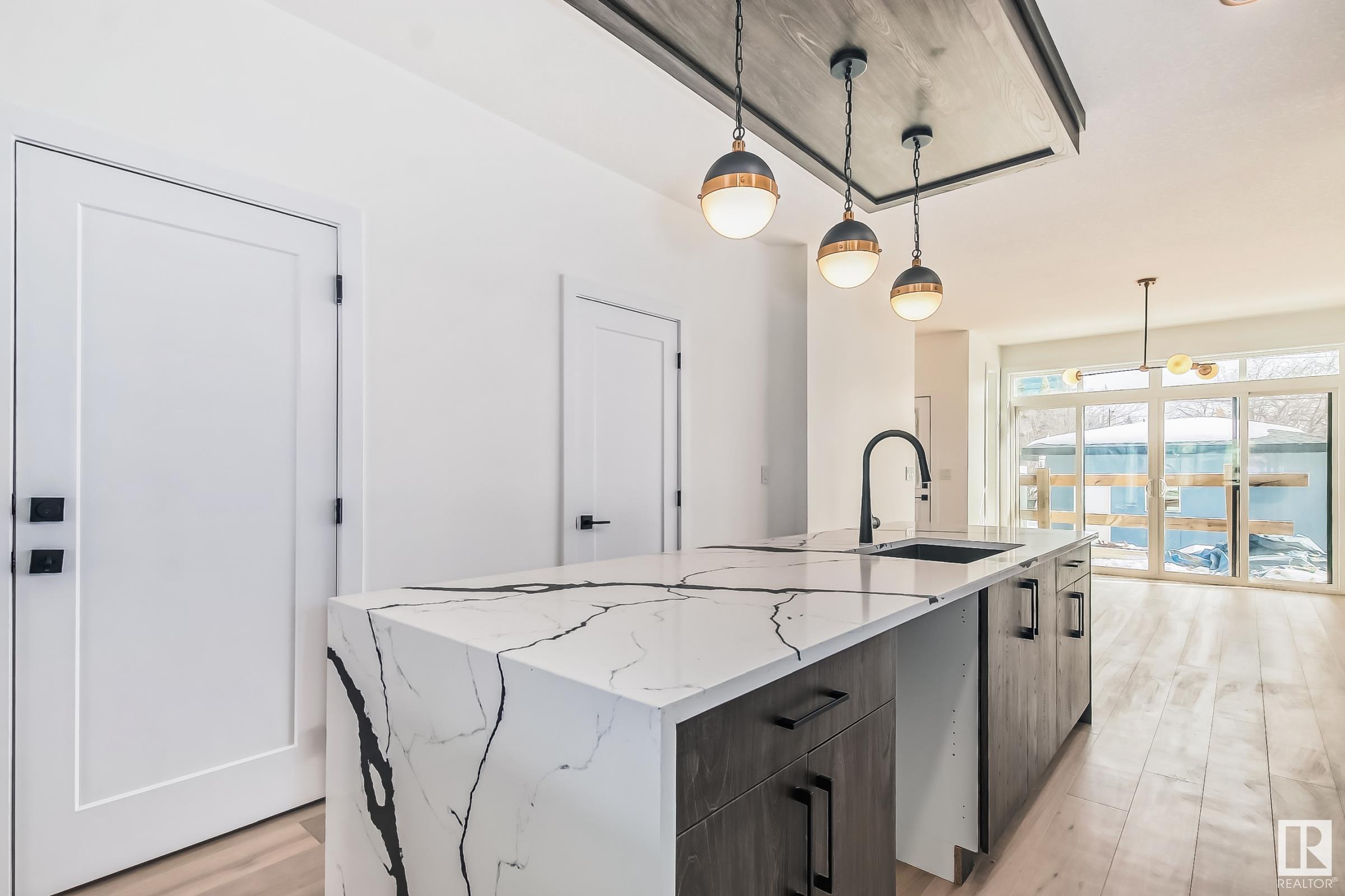      10225 146 ST NW , Edmonton,  ,T5N 3A1 ;  Listing Number: MLS E4414115