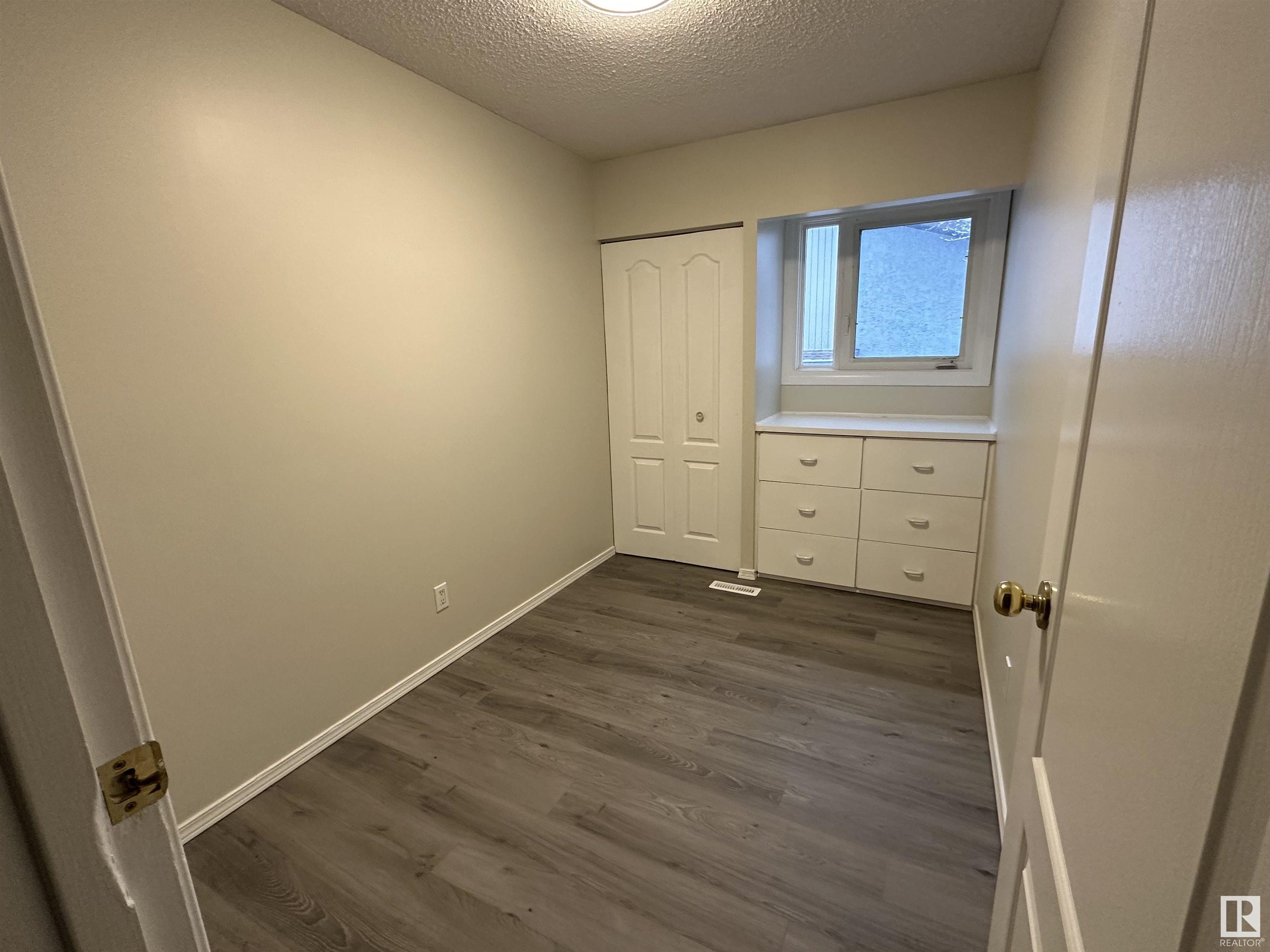      #5 14130 80 ST NW , Edmonton,  ,T5C 1L6 ;  Listing Number: MLS E4414140