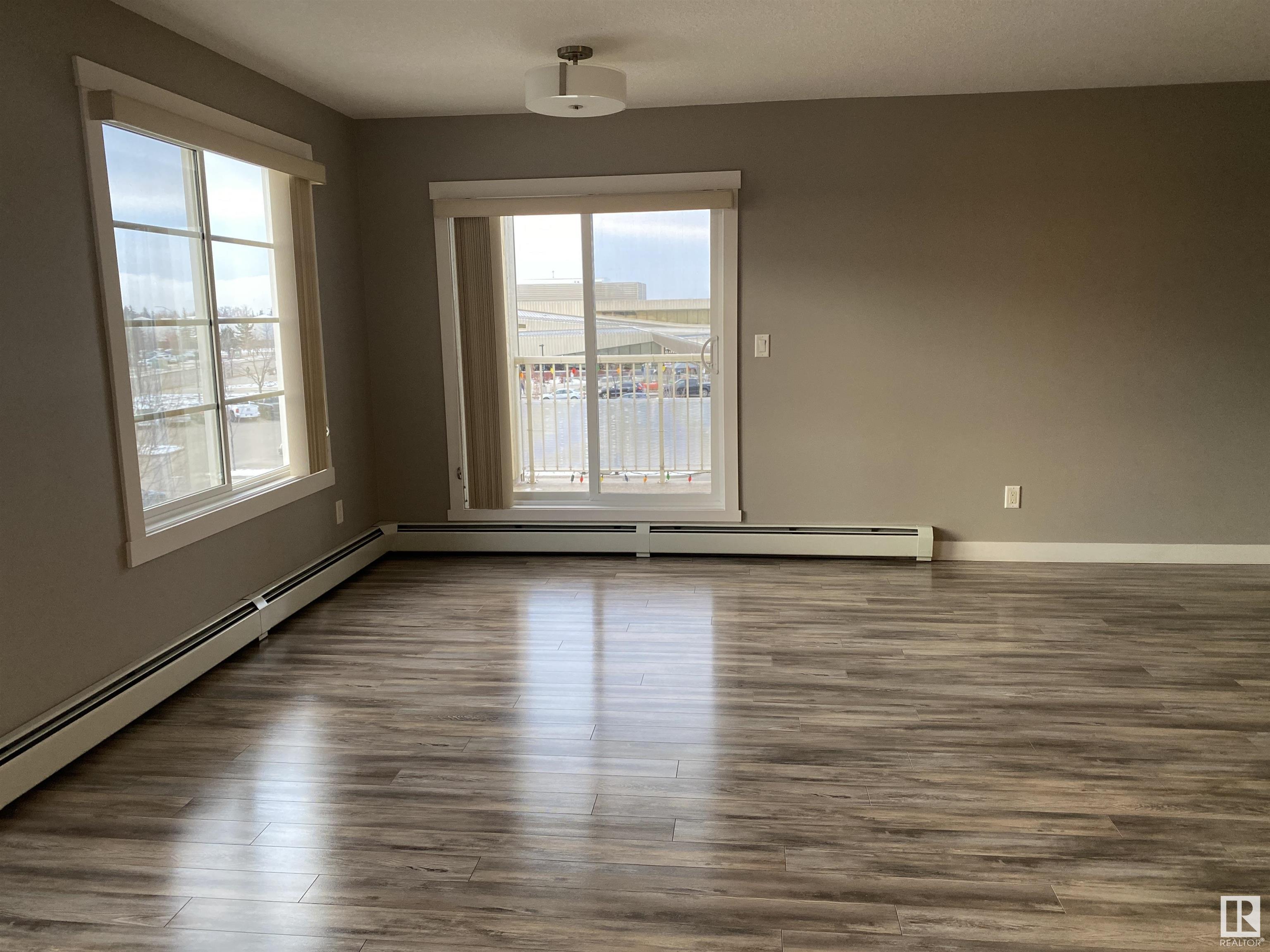      #319 3670 139 AV NW NW , Edmonton,  ,T5Y 3N5 ;  Listing Number: MLS E4414177
