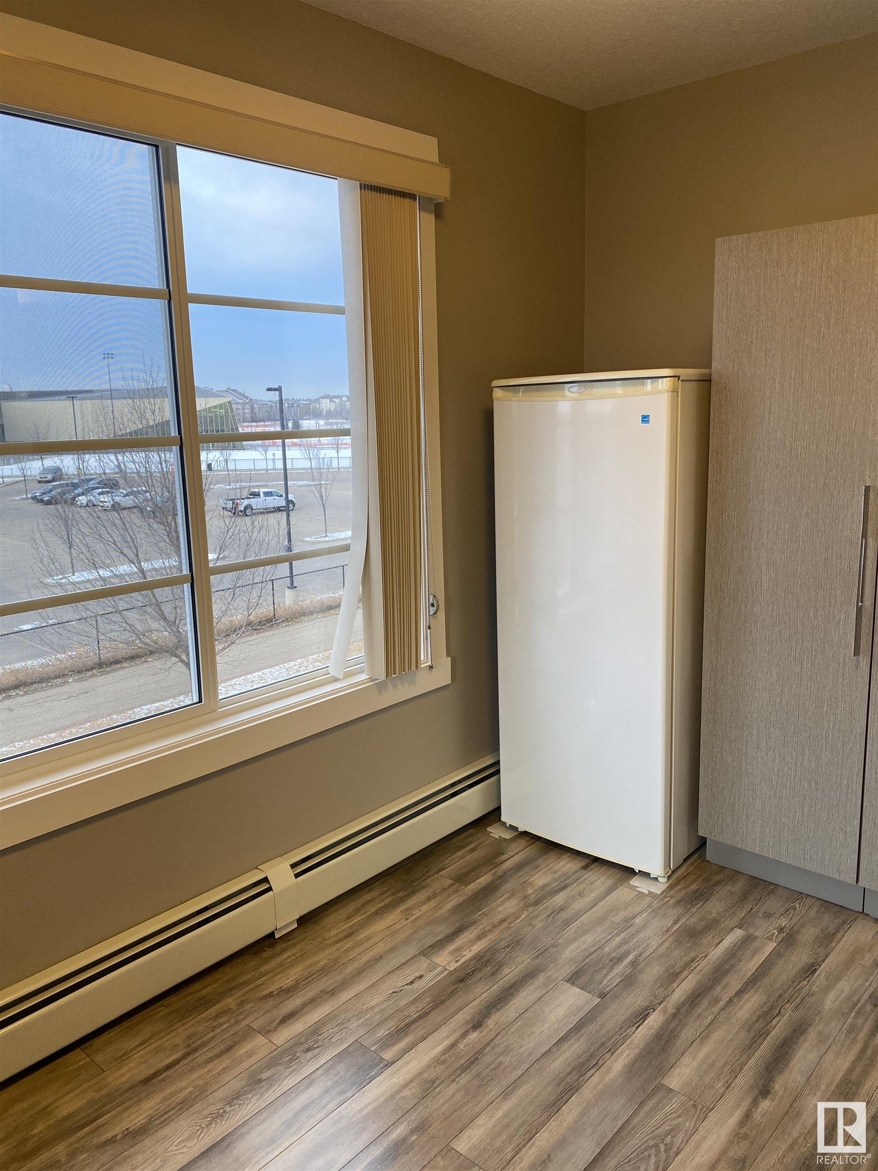      #319 3670 139 AV NW NW , Edmonton,  ,T5Y 3N5 ;  Listing Number: MLS E4414177