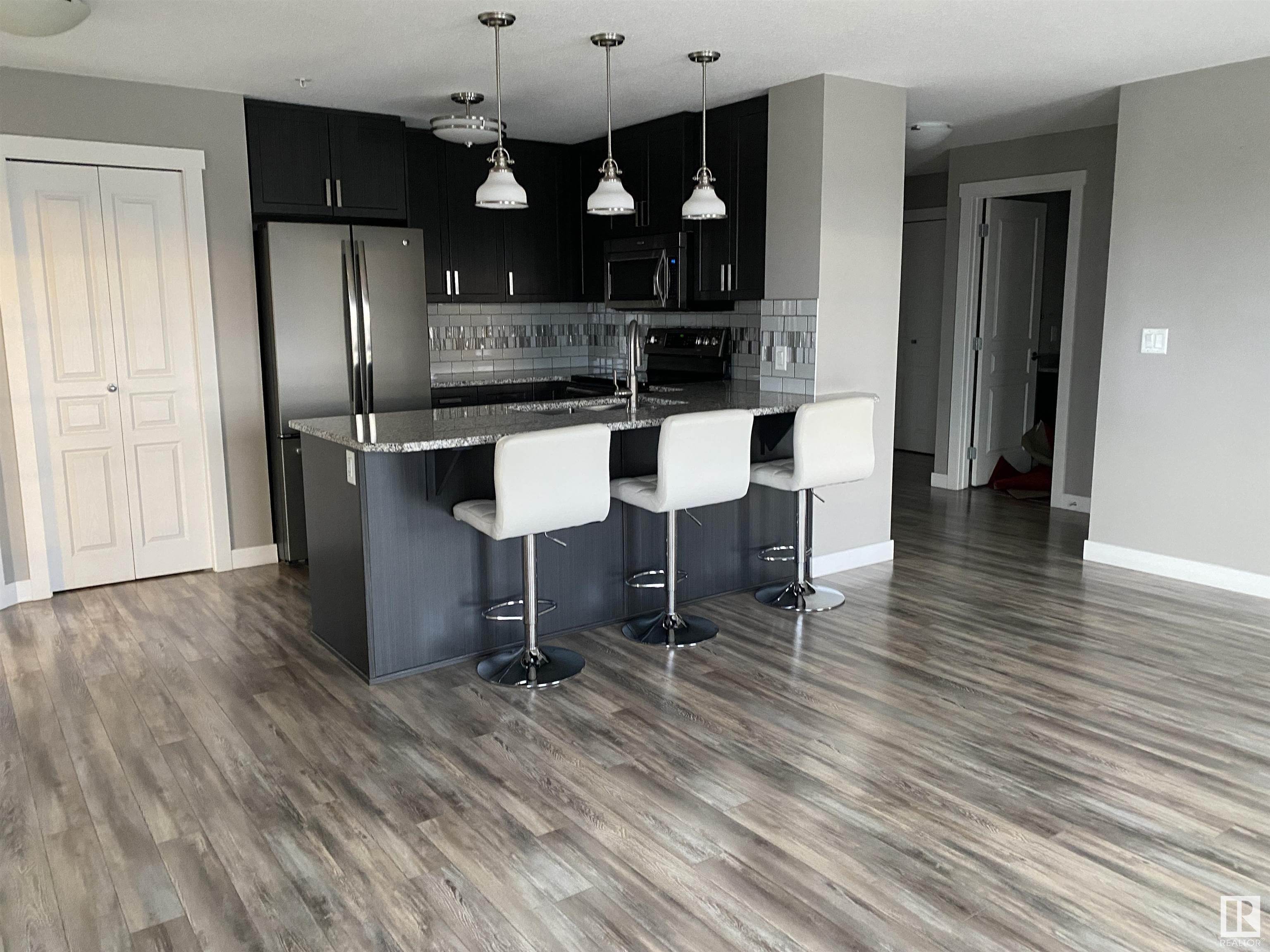      #319 3670 139 AV NW NW , Edmonton,  ,T5Y 3N5 ;  Listing Number: MLS E4414177