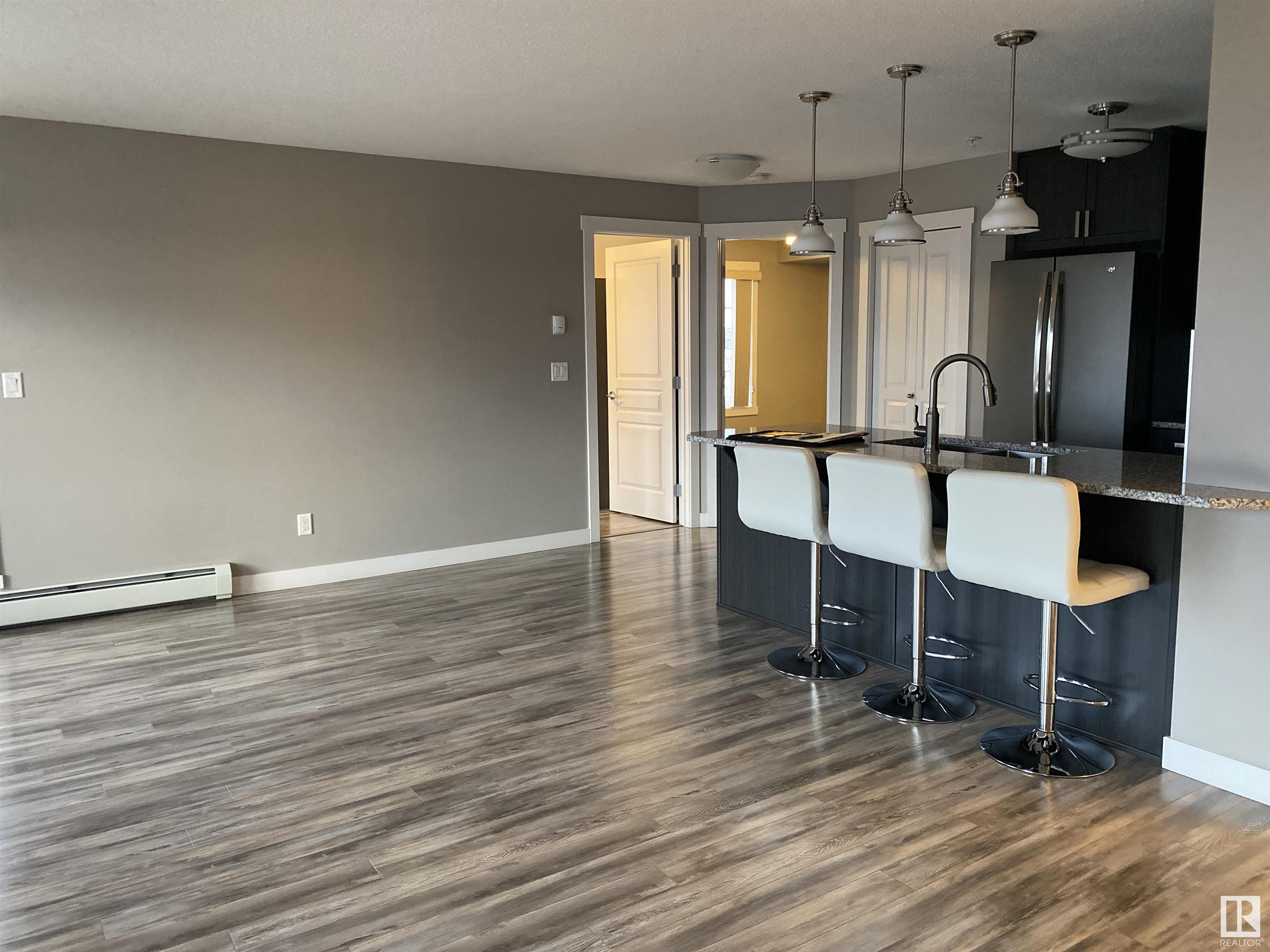      #319 3670 139 AV NW NW , Edmonton,  ,T5Y 3N5 ;  Listing Number: MLS E4414177