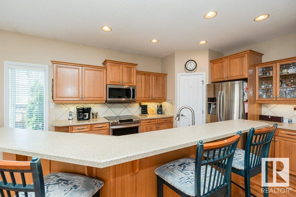      6 WOODS CO , Leduc,  ,T9E 8K3 ;  Listing Number: MLS E4414188