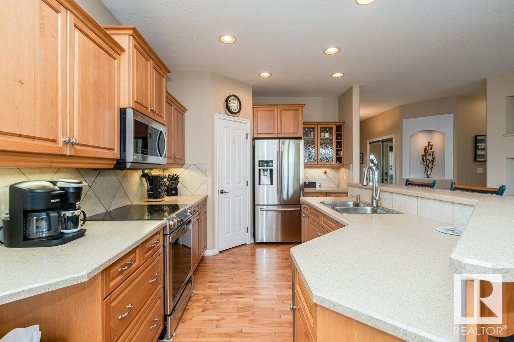      6 WOODS CO , Leduc,  ,T9E 8K3 ;  Listing Number: MLS E4414188