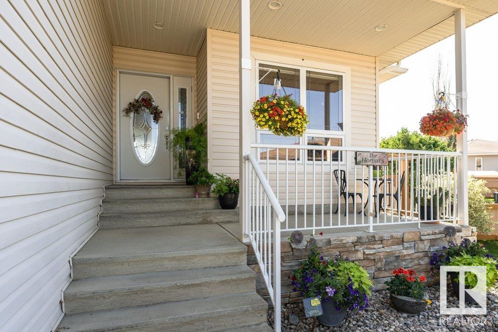      6 WOODS CO , Leduc,  ,T9E 8K3 ;  Listing Number: MLS E4414188