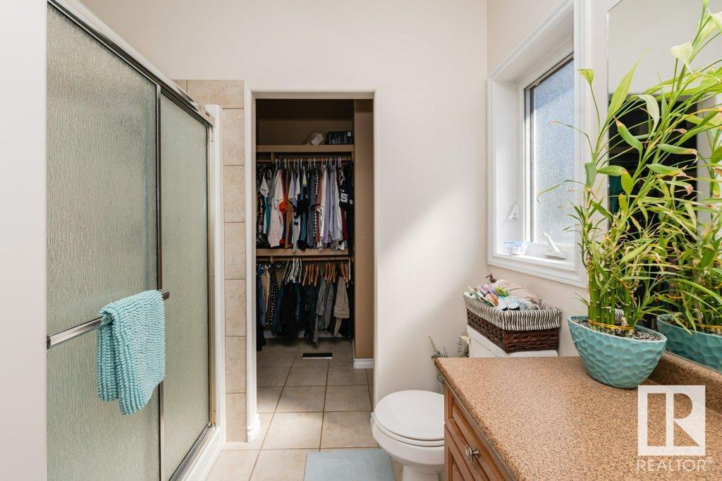      6 WOODS CO , Leduc,  ,T9E 8K3 ;  Listing Number: MLS E4414188