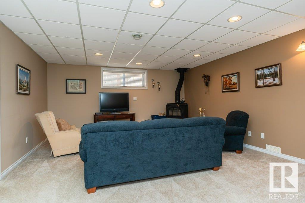      6 WOODS CO , Leduc,  ,T9E 8K3 ;  Listing Number: MLS E4414188