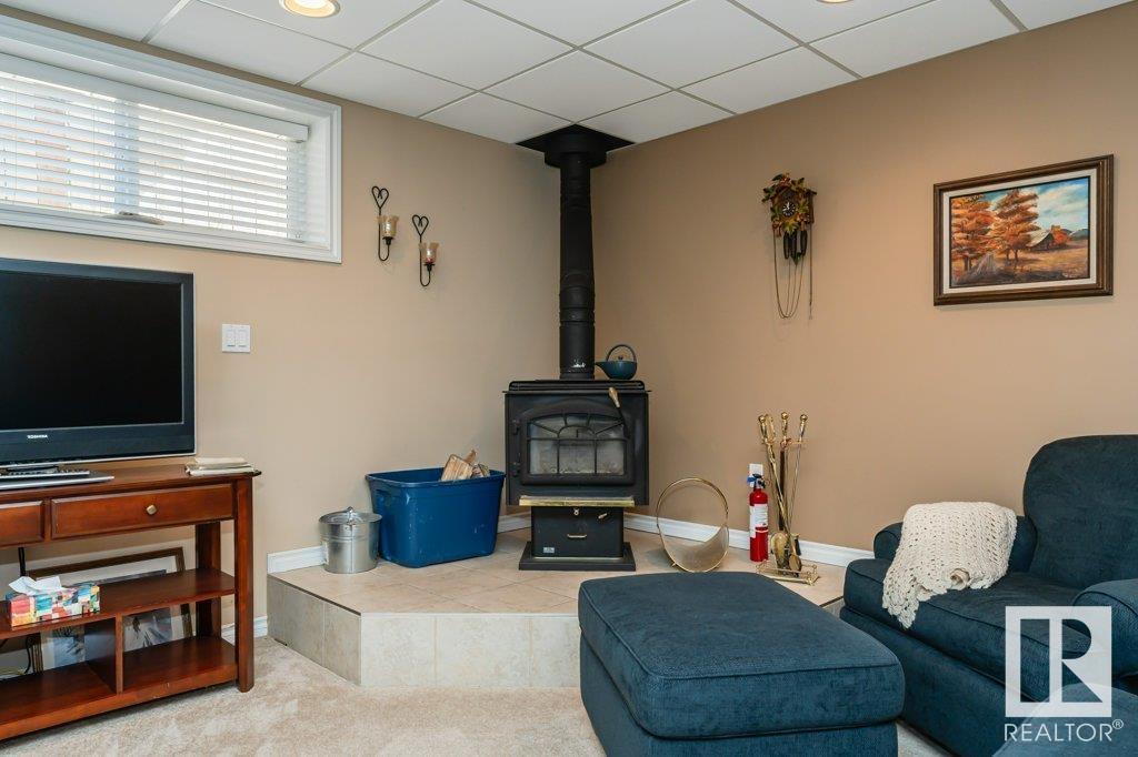      6 WOODS CO , Leduc,  ,T9E 8K3 ;  Listing Number: MLS E4414188
