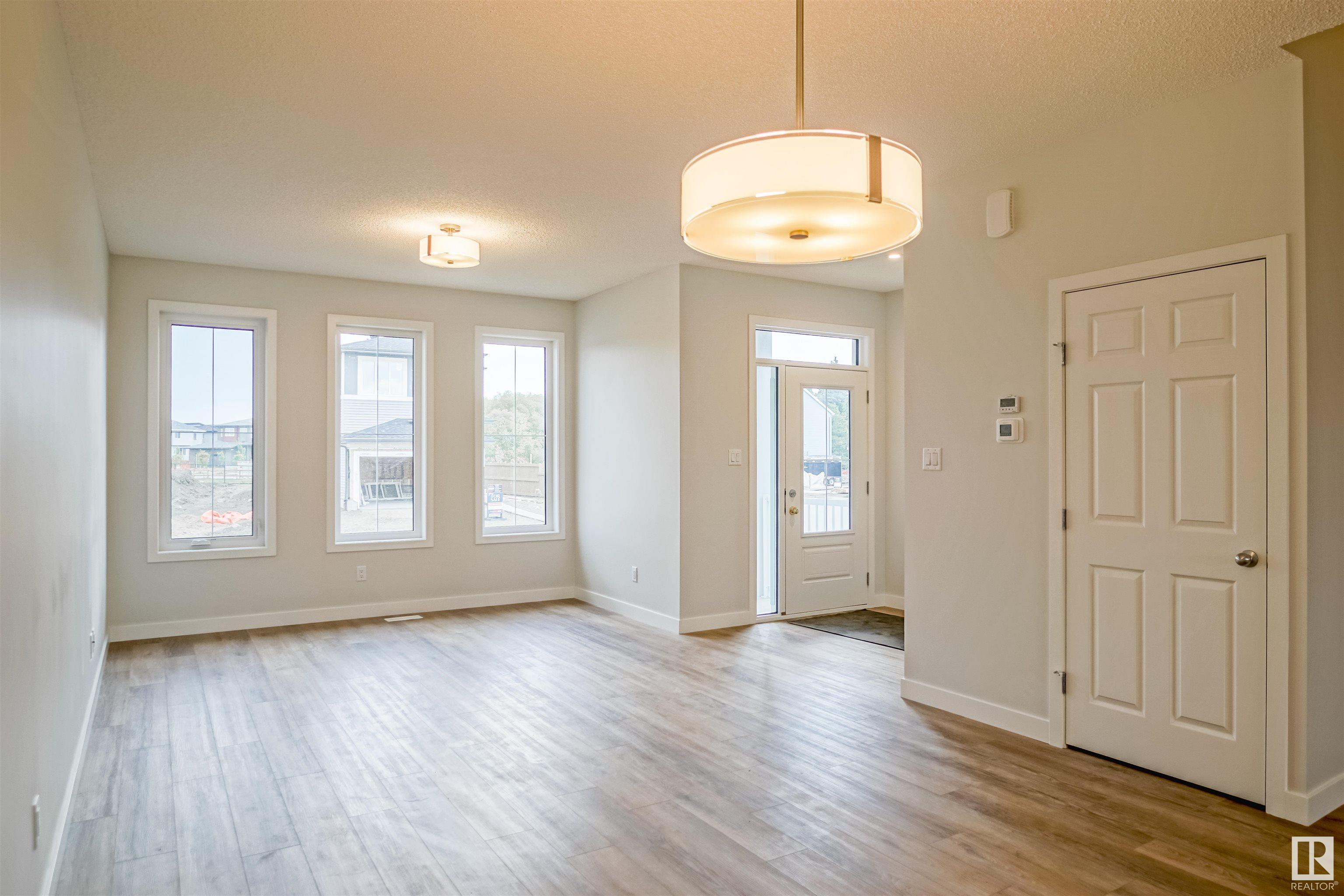      344 JENSEN LAKES BV , St. Albert,  ,T8N 7Z4 ;  Listing Number: MLS E4414194