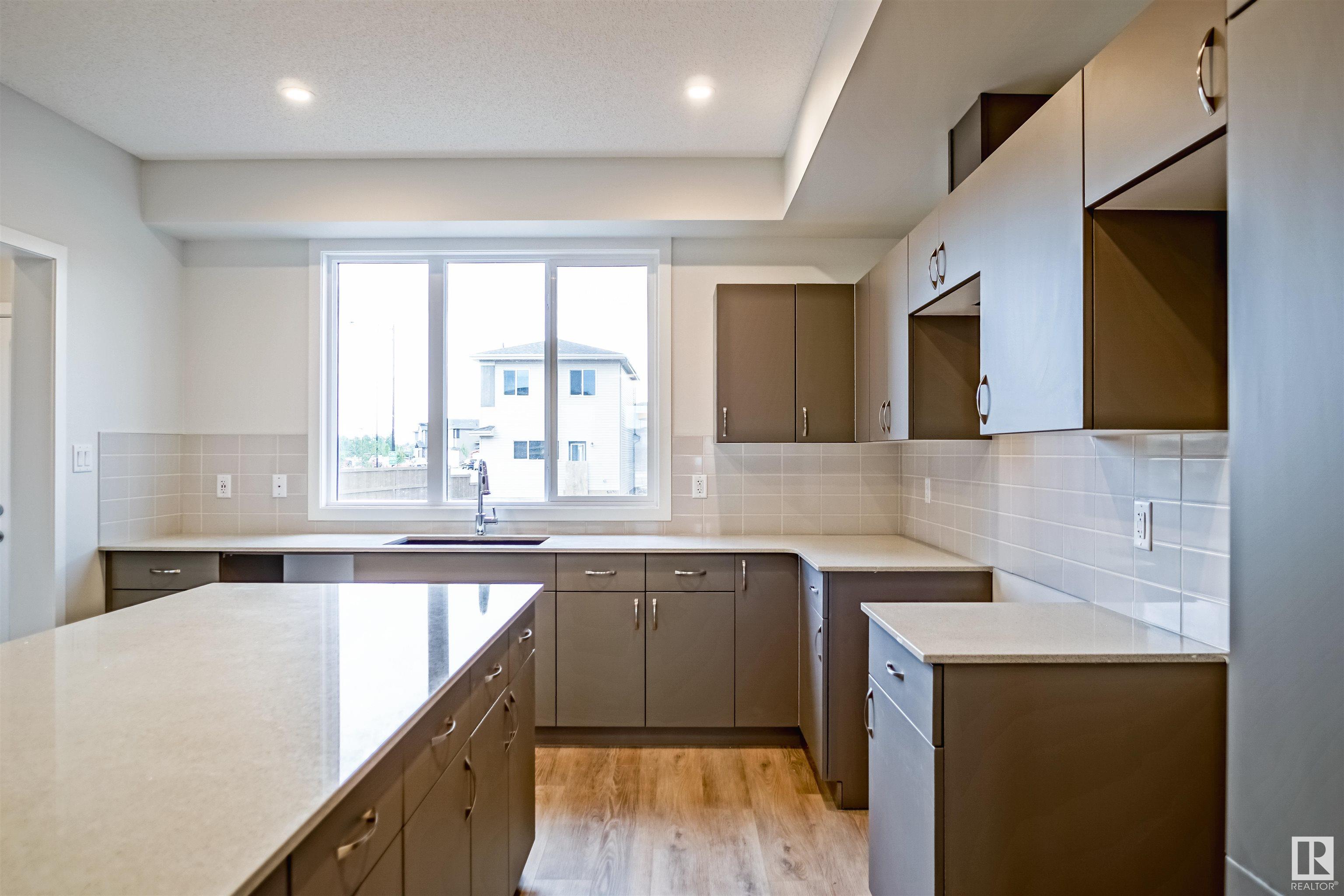      344 JENSEN LAKES BV , St. Albert,  ,T8N 7Z4 ;  Listing Number: MLS E4414194