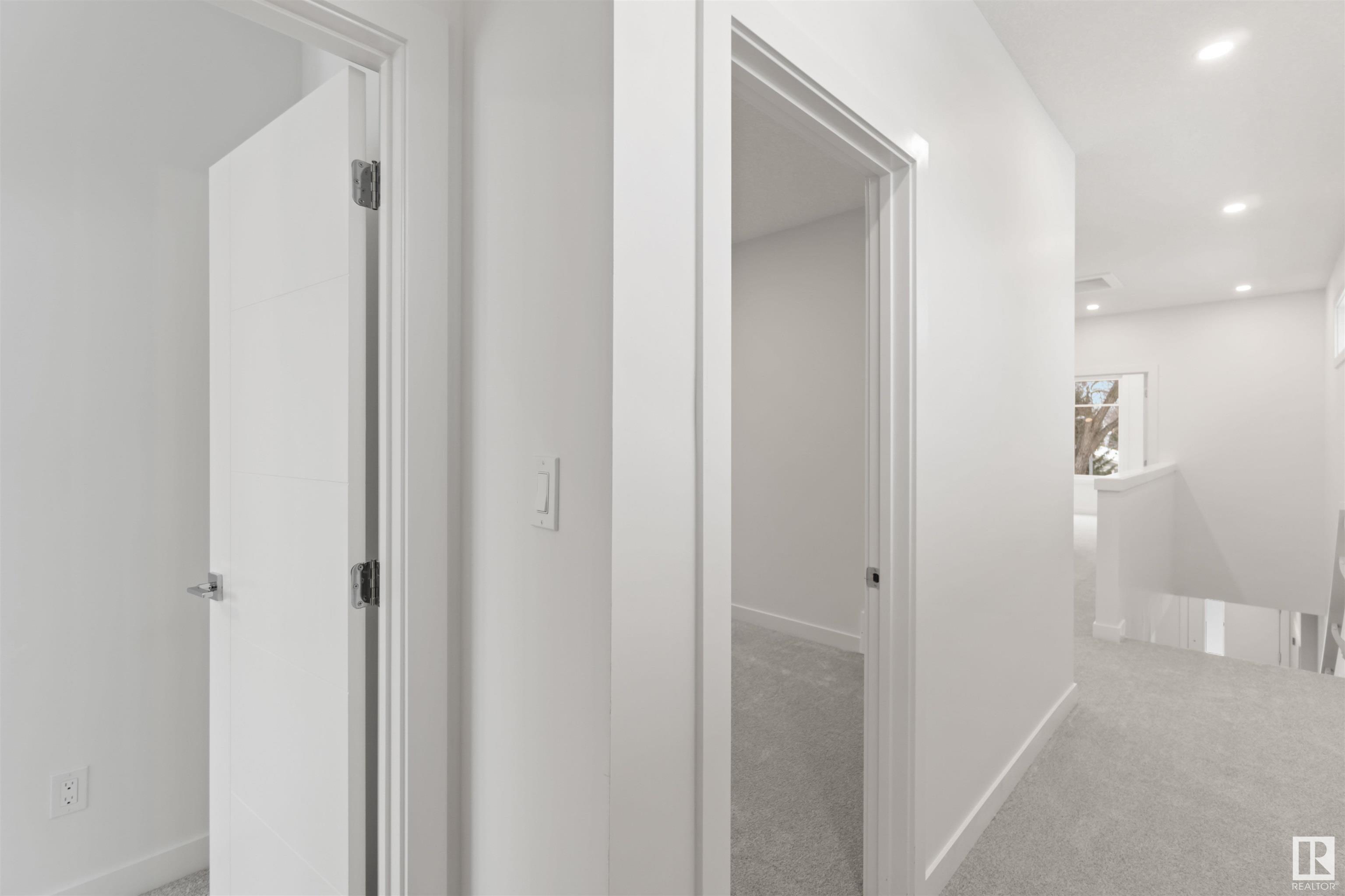      11331 103 ST NW , Edmonton,  ,T5G 2H8 ;  Listing Number: MLS E4414252